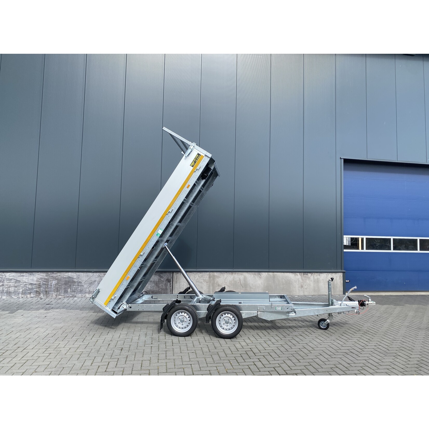 Eduard Eduard kipper | 310 x 160 x 30 Cm | 2.700 Kg | Geremd ALL - IN AKTIE!