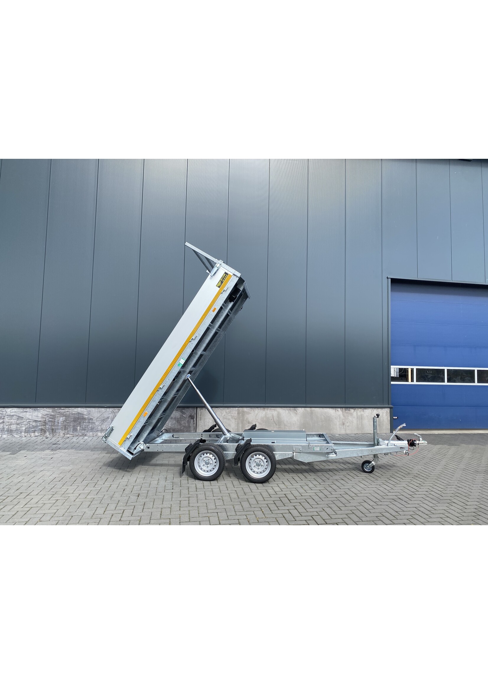 Eduard Eduard kipper | 310 x 160 x 30 Cm | 3.000 Kg | Geremd ALL - IN AKTIE!