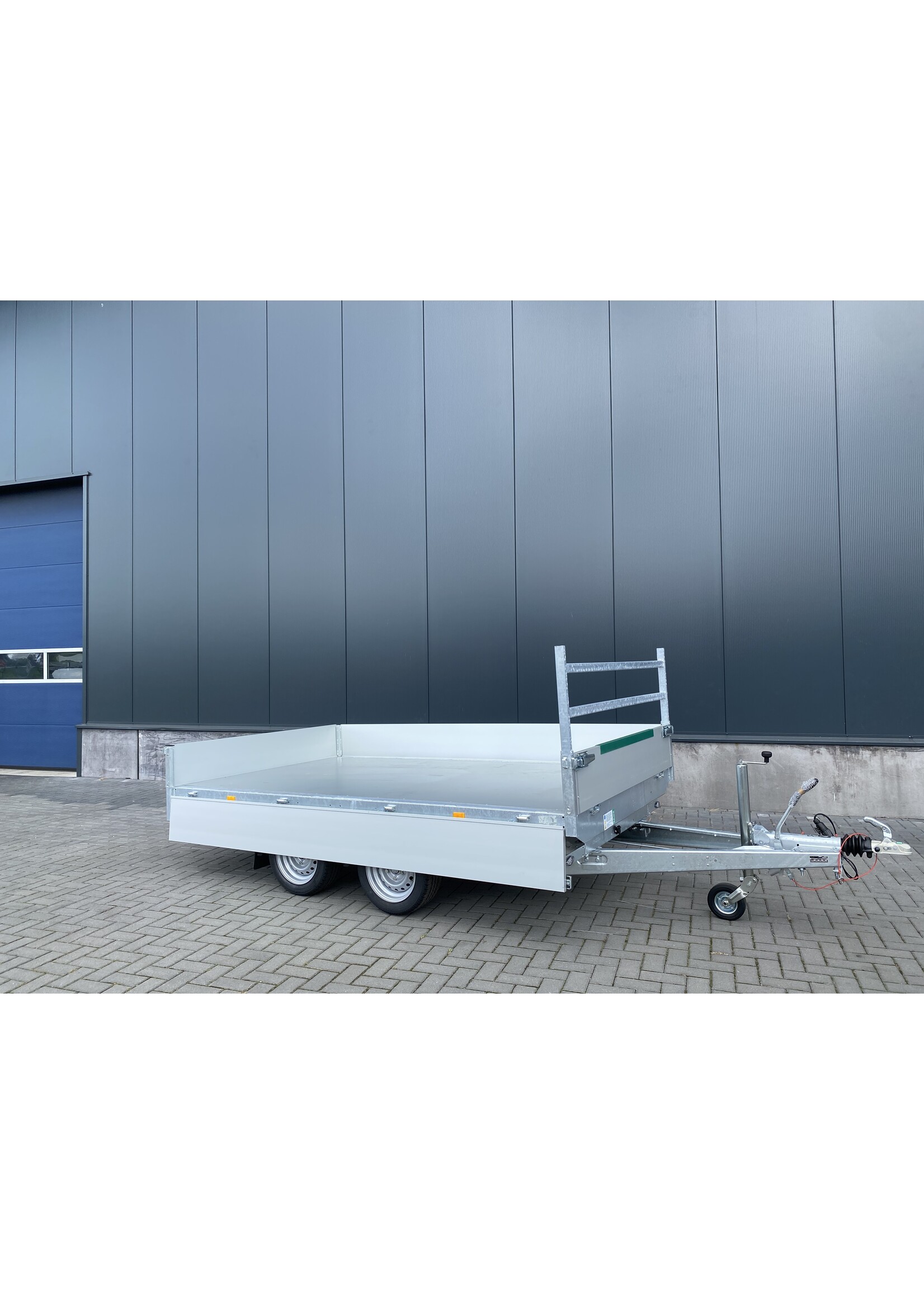 Eduard Eduard kipper | 310 x 180 x 30 cm | 3.000 Kg | Geremd ALL -IN AKTIE!