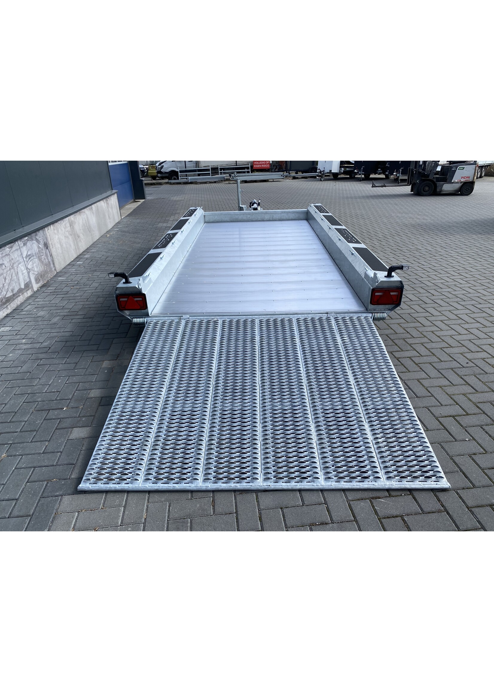 Hulco Demo / voorraad aktie! Hulco Terrax-3 GO-GETTER | 394 x 180 | 3.500 kg | 150 cm klep | ALL - IN AKTIE!