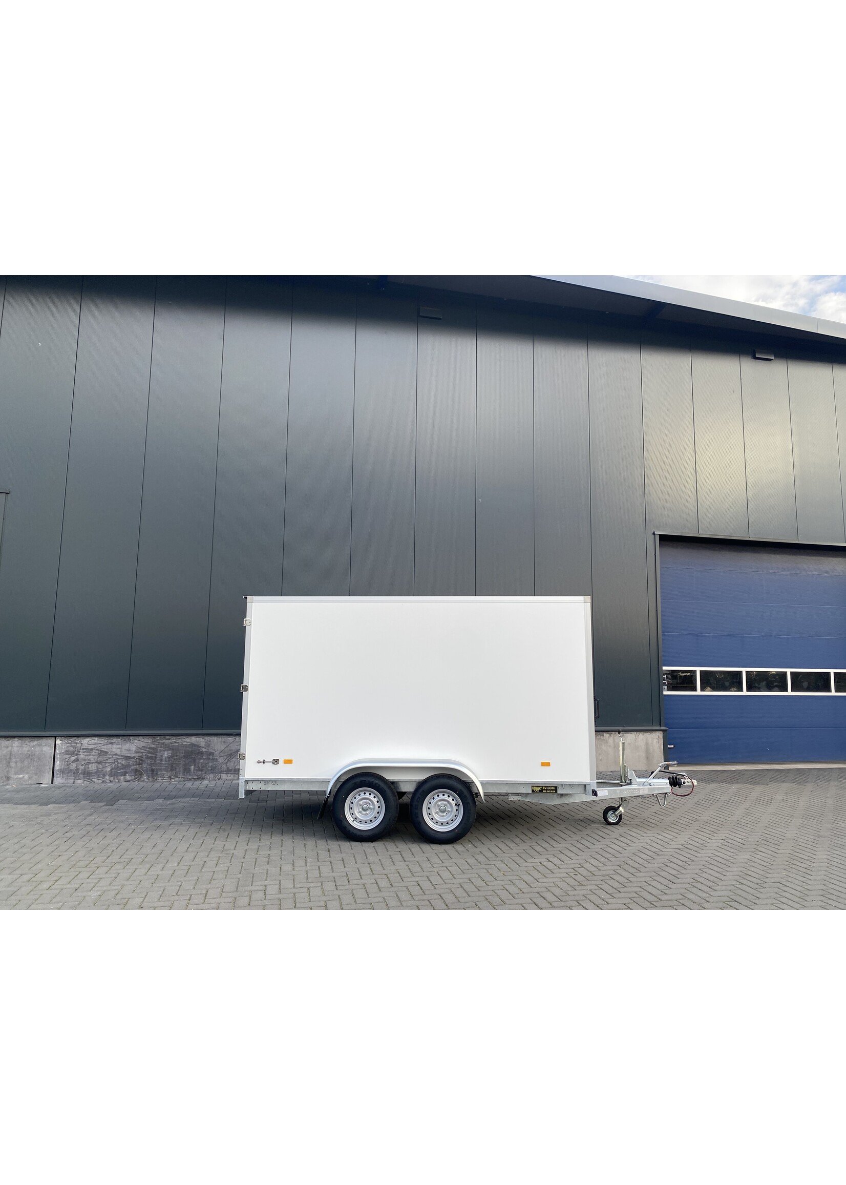 Hapert Demo / voorraad aktie! Hapert Sapphire L-2 | 350 x 150 x 180 cm | 2.700 kg | Geremd
