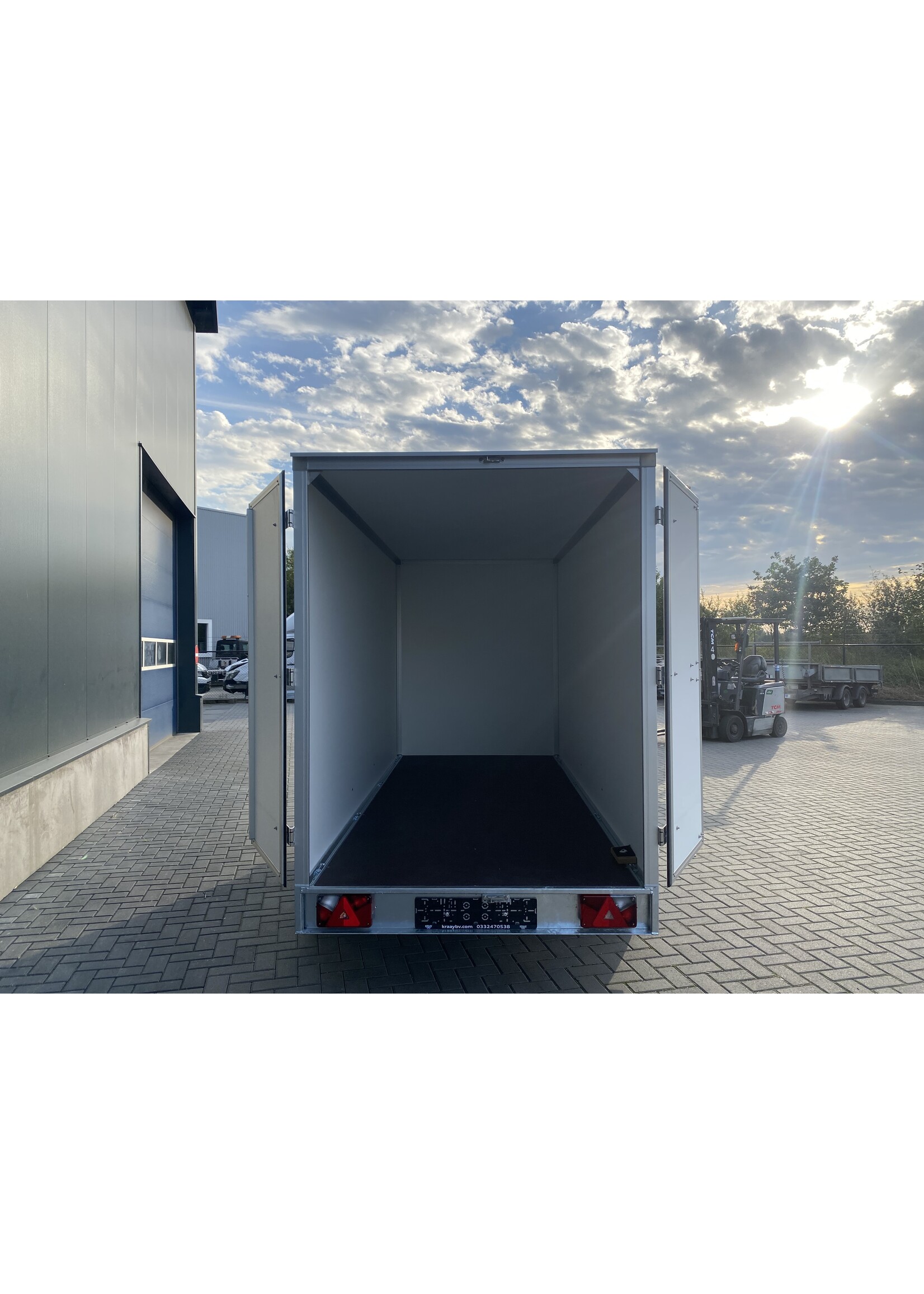 Hapert Demo / voorraad aktie! Hapert Sapphire L-2 | 350 x 150 x 180 cm | 2.700 kg | Geremd