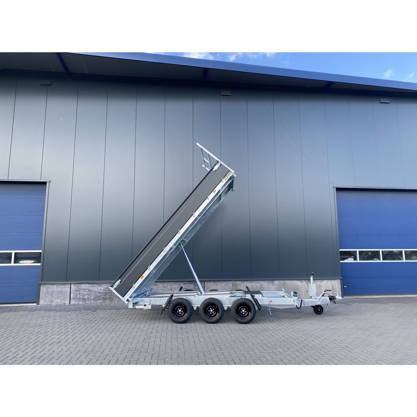 Hapert Hapert Cobalt HM-3 + | 405 x 200 x 40 cm | 3.500 kg | ALL - IN AKTIE!