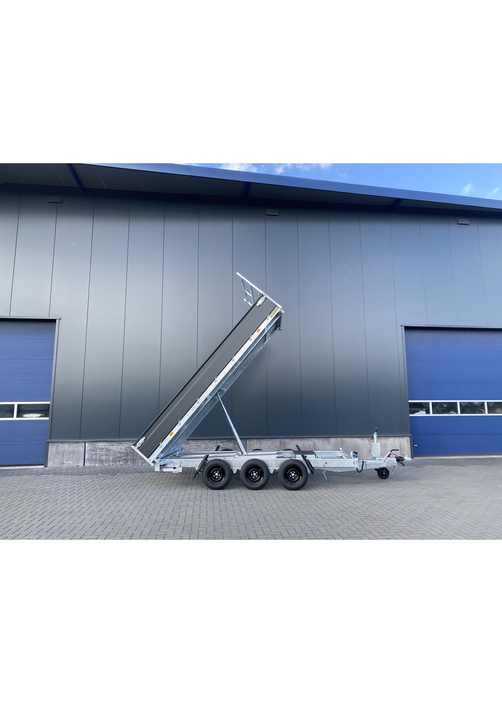 Hapert Hapert Cobalt HM-3 + | 405 x 200 x 40 cm | 3.500 kg | ALL - IN AKTIE!