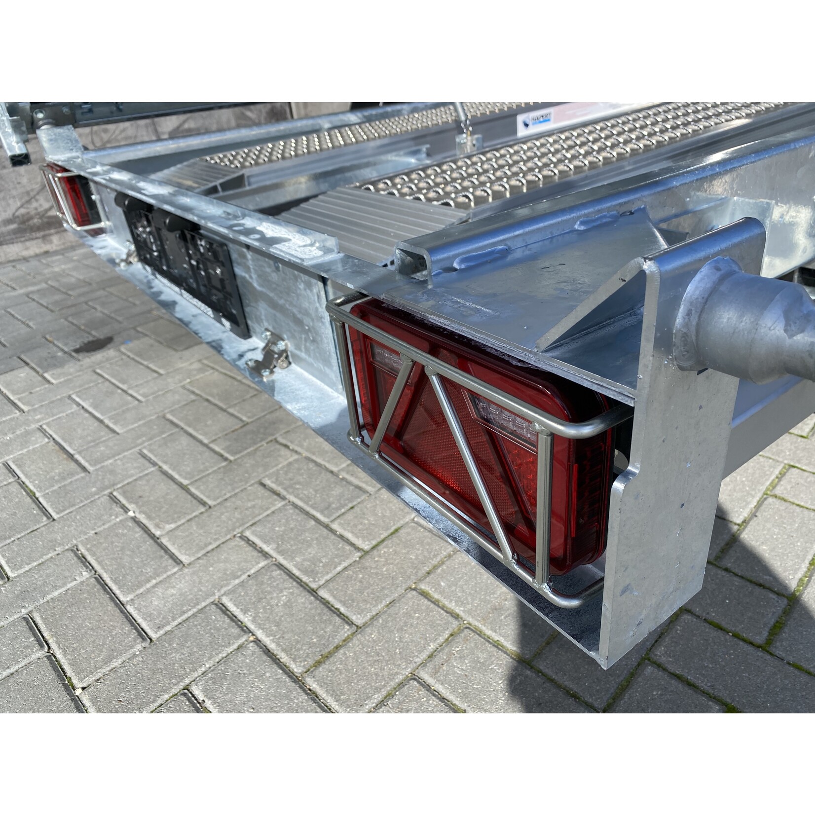 Hapert Hapert Cobalt HM-3 + | 405 x 200 x 40 cm | 3.500 kg | ALL - IN AKTIE!
