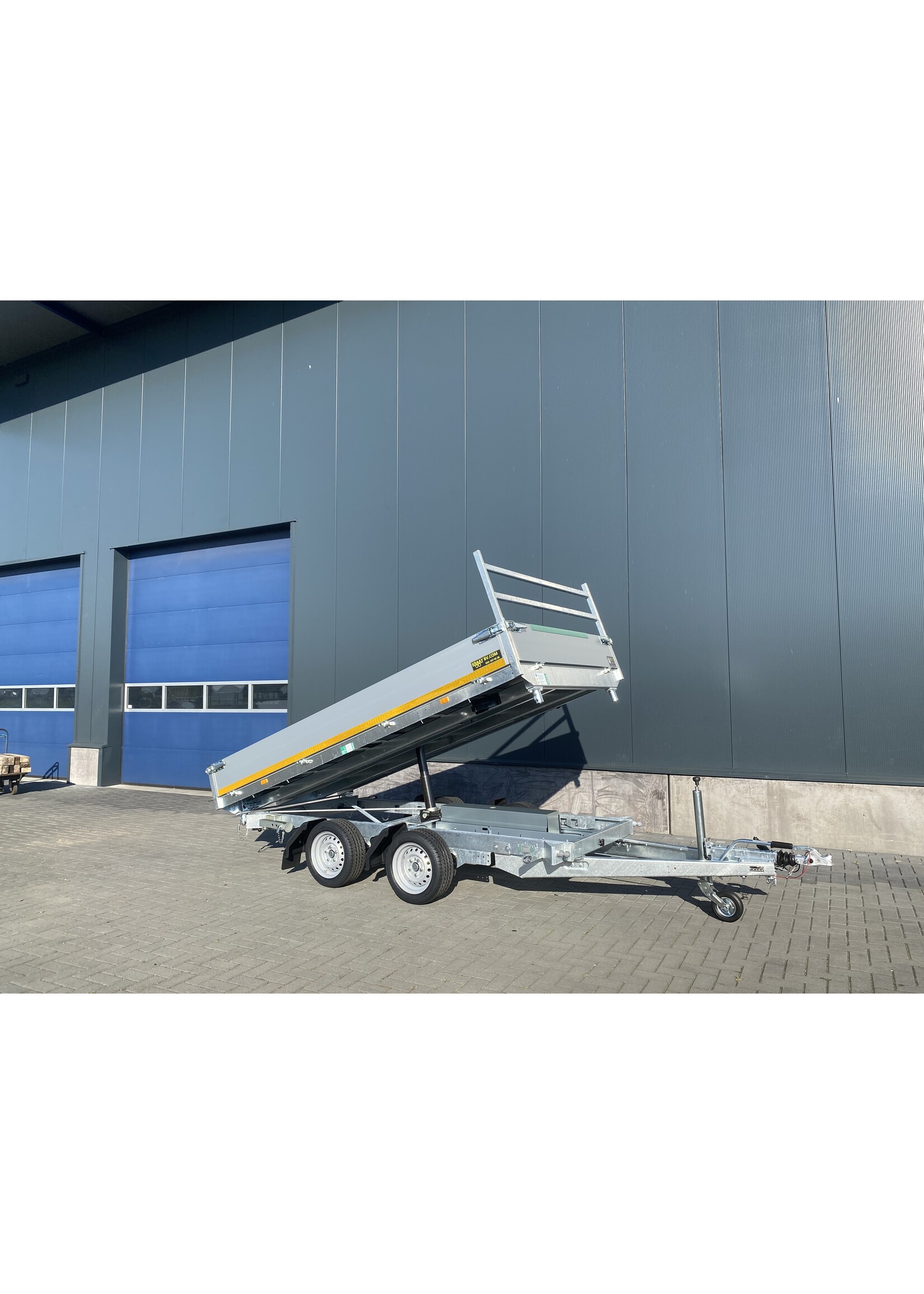 Eduard Eduard kipper |  335 x 180 x 30 Cm | 3.000 Kg | Geremd ALL - IN AKTIE!