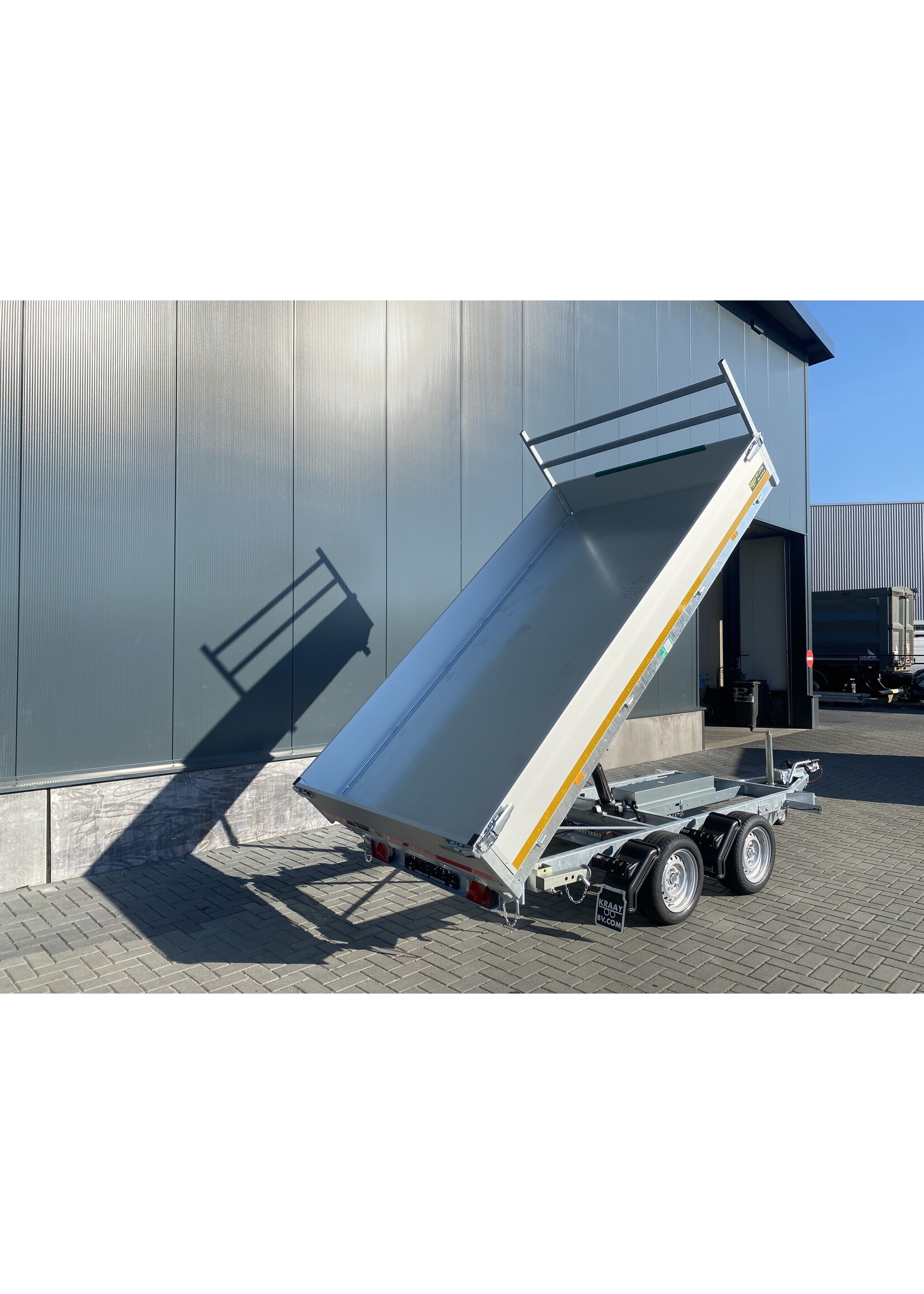 Eduard Eduard kipper |  335 x 180 x 30 Cm | 3.000 Kg | Geremd ALL - IN AKTIE!