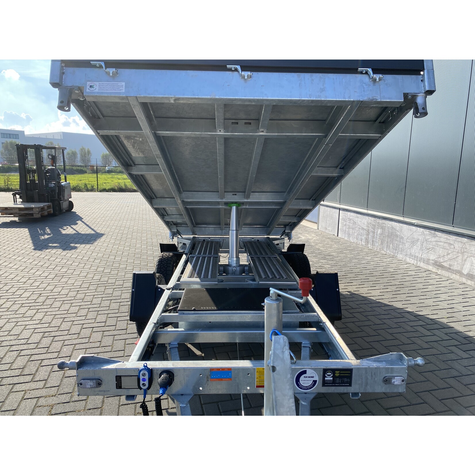 Hapert Hapert Cobalt HM-2 | 375 x 180 x 40 cm | 3.500 kg | Geremd ALL - IN AKTIE!