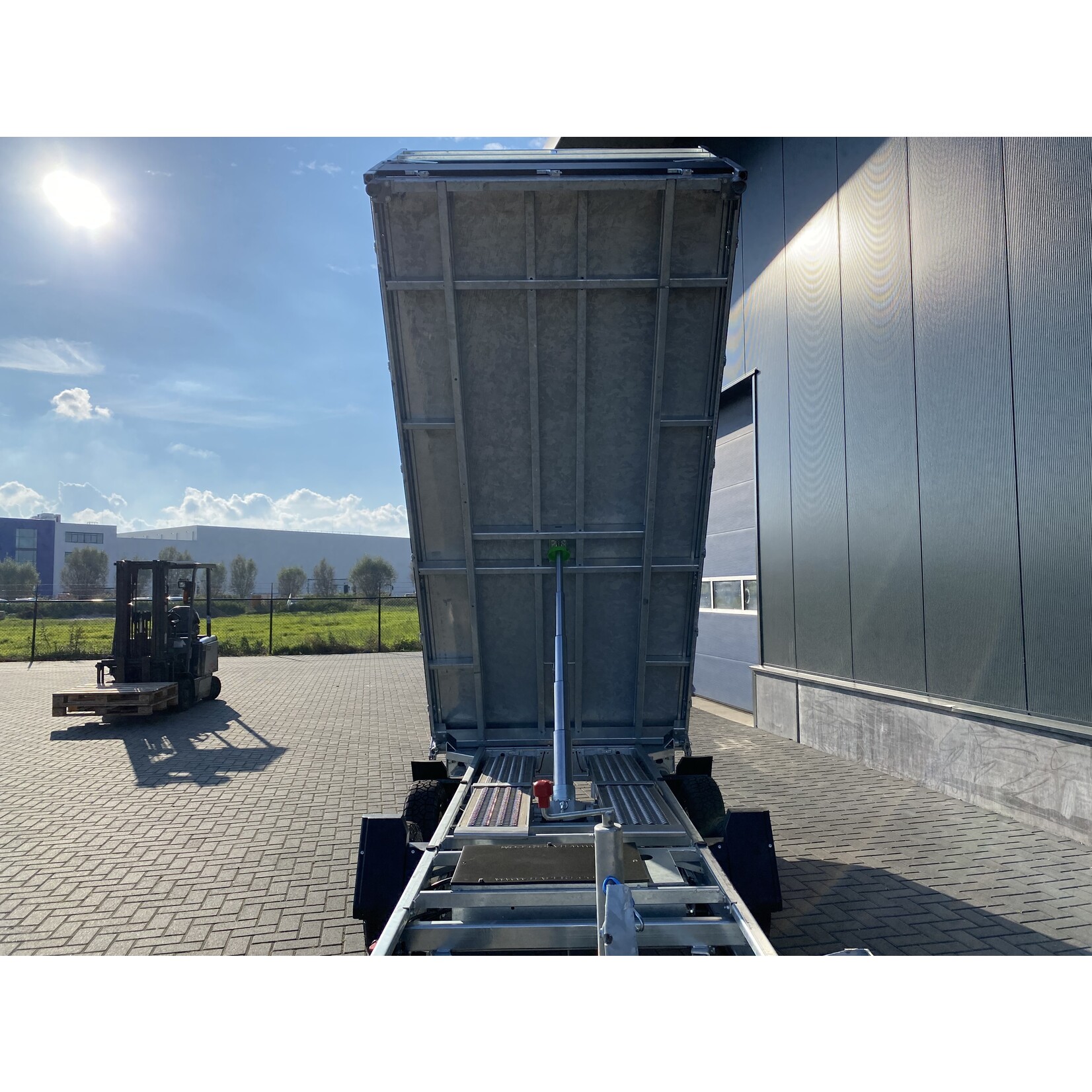 Hapert Hapert Cobalt HM-2 | 375 x 180 x 40 cm | 3.500 kg | Geremd ALL - IN AKTIE!