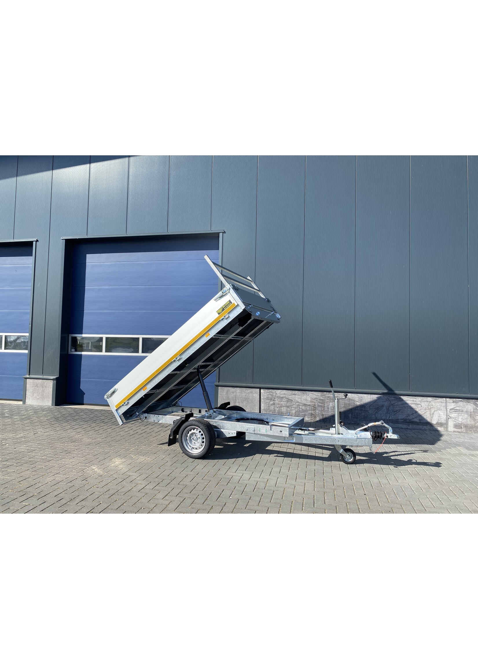 Eduard Eduard kipper handpomp bediend | 260 x 150 x 30 cm | 1.350 kg | geremd ALL - IN AKTIE!