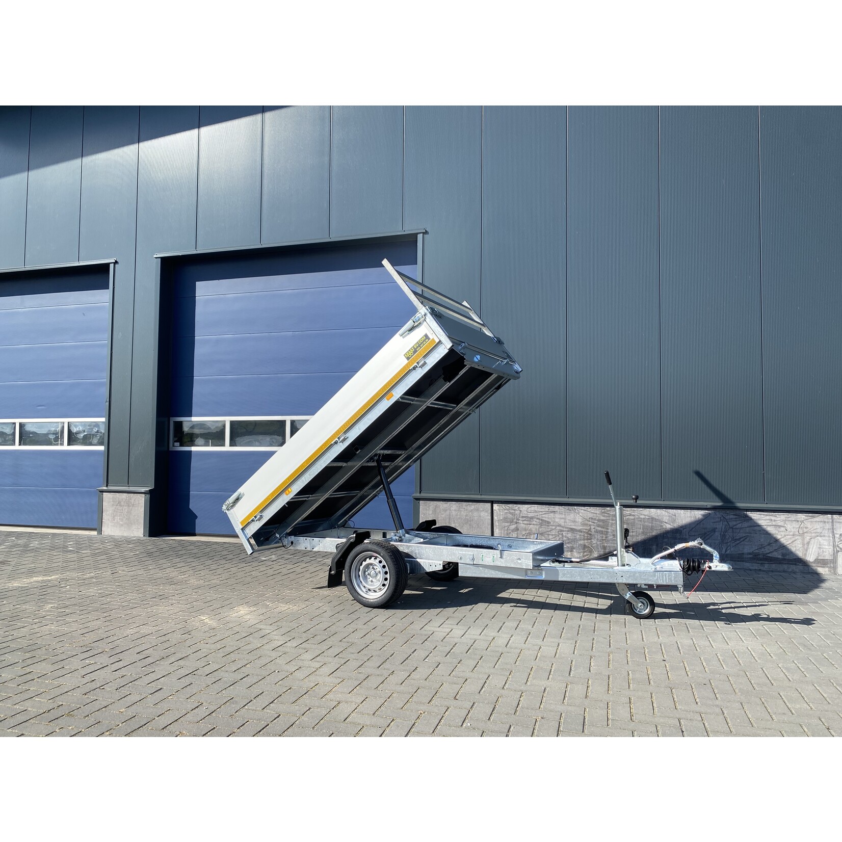 Eduard Eduard kipper handpomp bediend | 260 x 150 x 30 cm | 1.350 kg | geremd ALL - IN AKTIE!