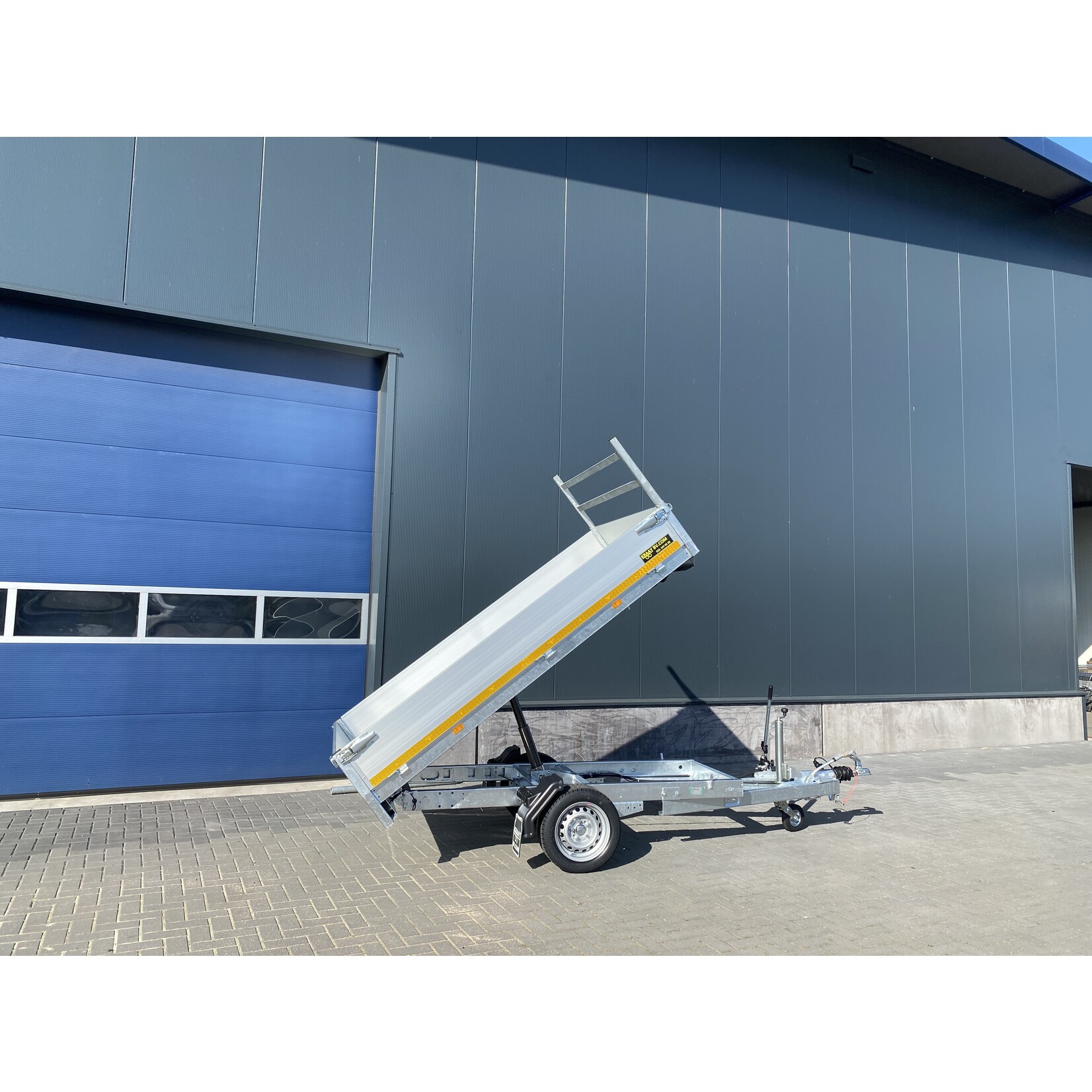 Eduard Eduard kipper handpomp bediend | 260 x 150 x 30 cm | 1.350 kg | geremd ALL - IN AKTIE!