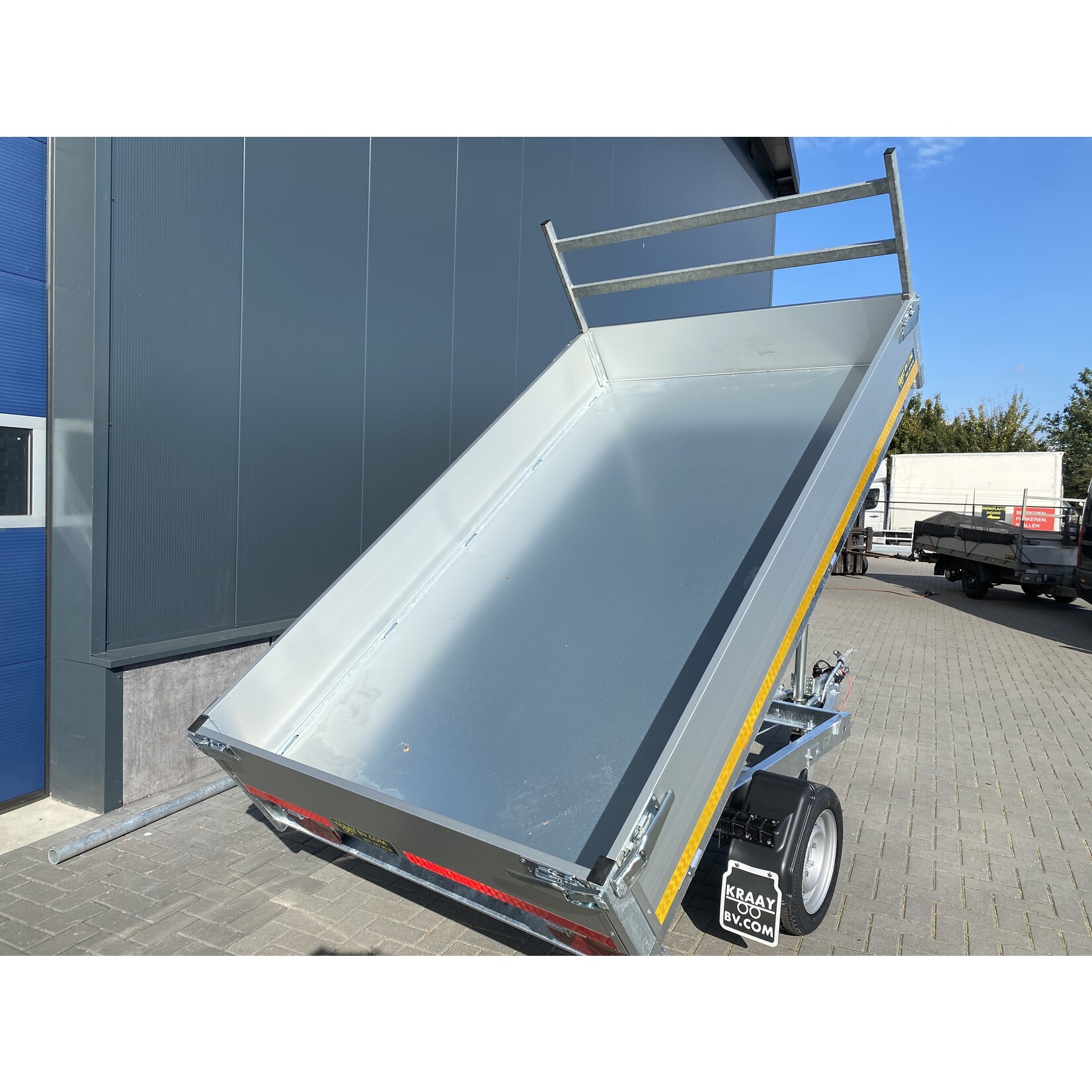 Eduard Eduard kipper handpomp bediend | 260 x 150 x 30 cm | 1.350 kg | geremd ALL - IN AKTIE!