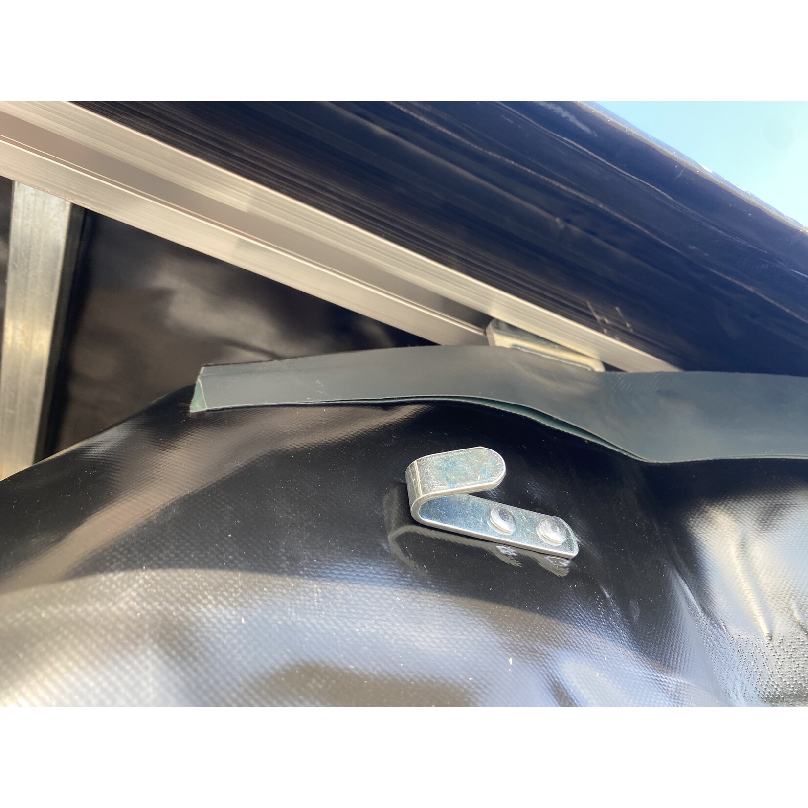 Eduard Eduard | 356 x 180 x 180 cm | 2.700 kg | Geremd ALL - IN AKTIE!