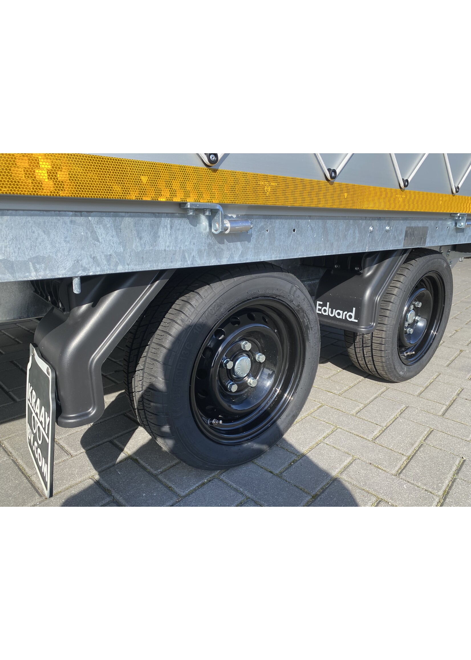 Eduard Demo / voorraad aktie! Eduard | 356 x 180 x 180 cm | 2.700 kg | Geremd