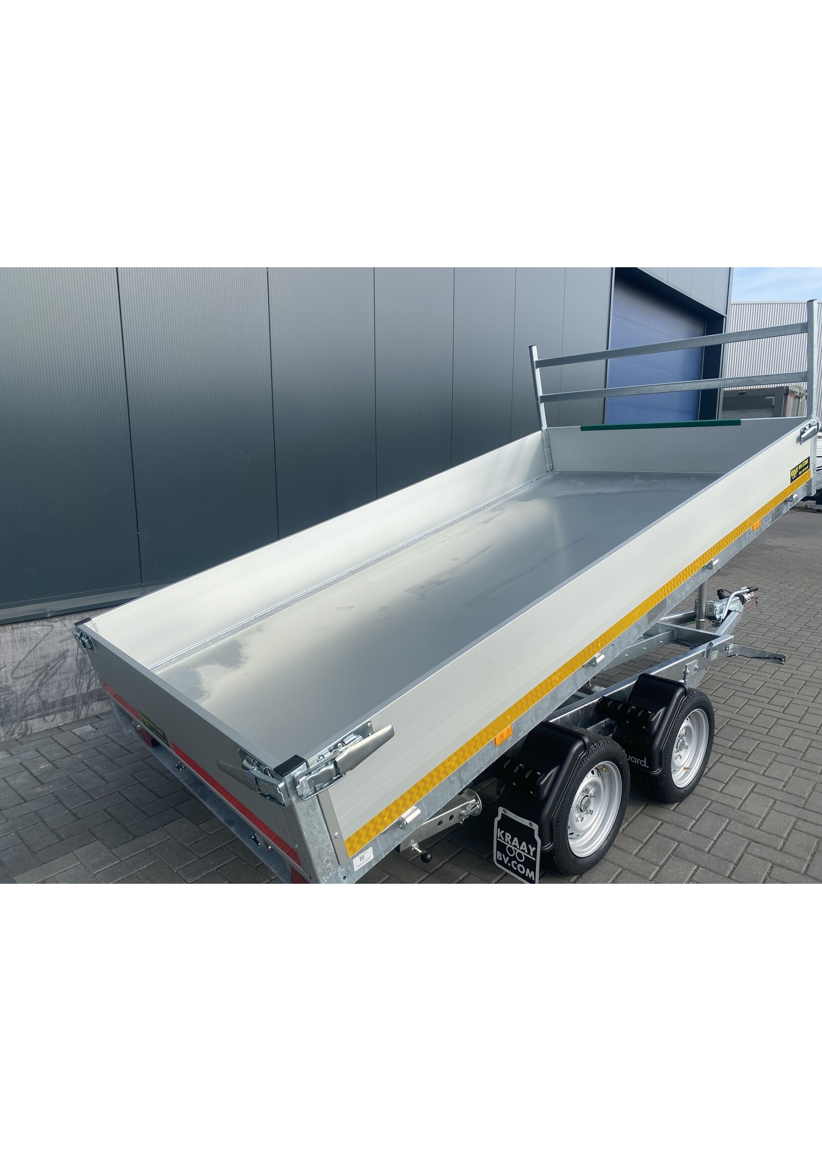 Eduard Eduard kipper |  310 x 160 x 30 Cm | 3.000 Kg  | Geremd  ALL - IN AKTIE!