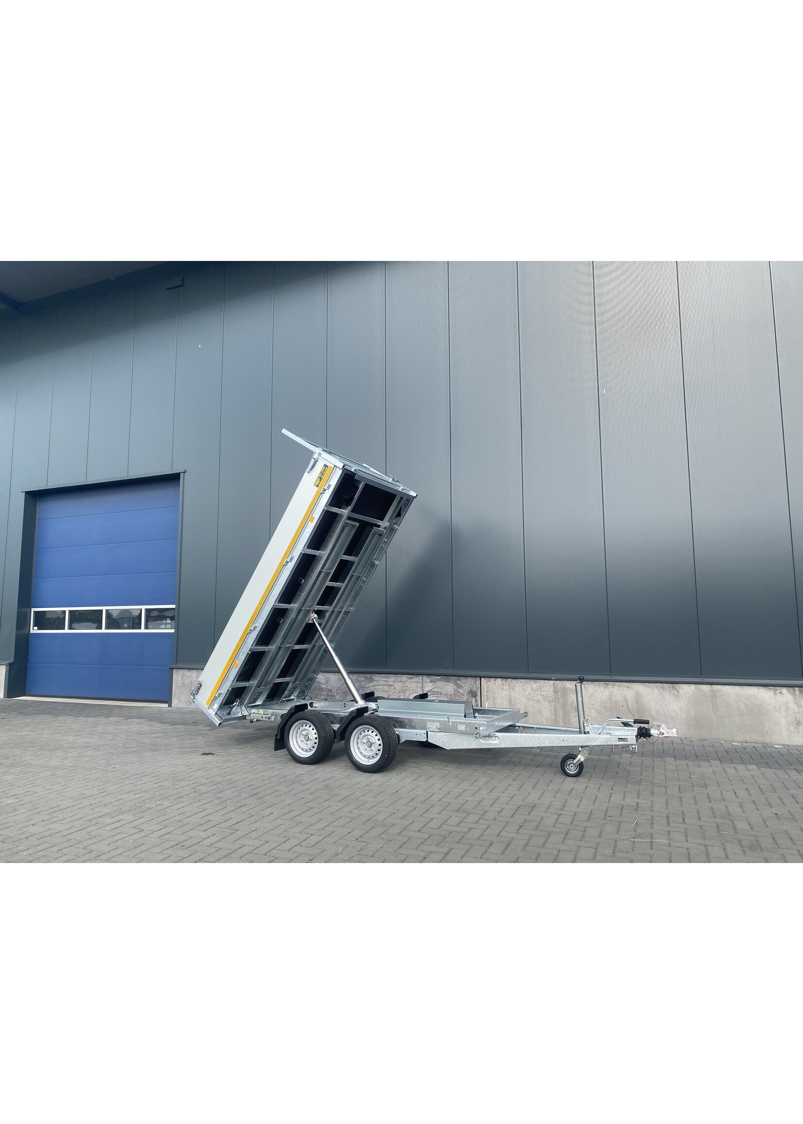 Eduard Eduard kipper |  310 x 160 x 30 Cm | 3.000 Kg  | Geremd  ALL - IN AKTIE!