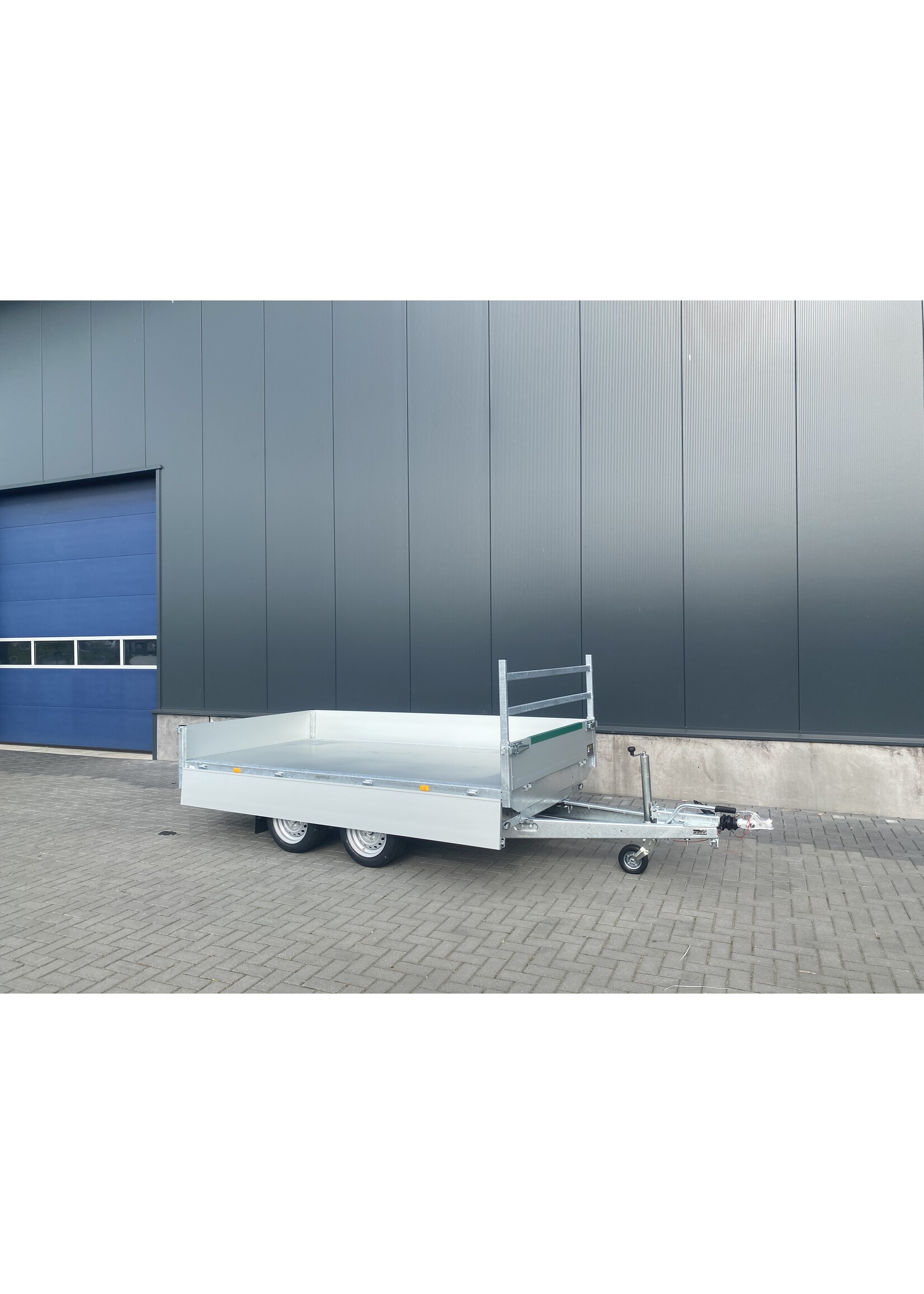 Eduard Eduard kipper |  310 x 160 x 30 Cm | 3.000 Kg  | Geremd  ALL - IN AKTIE!