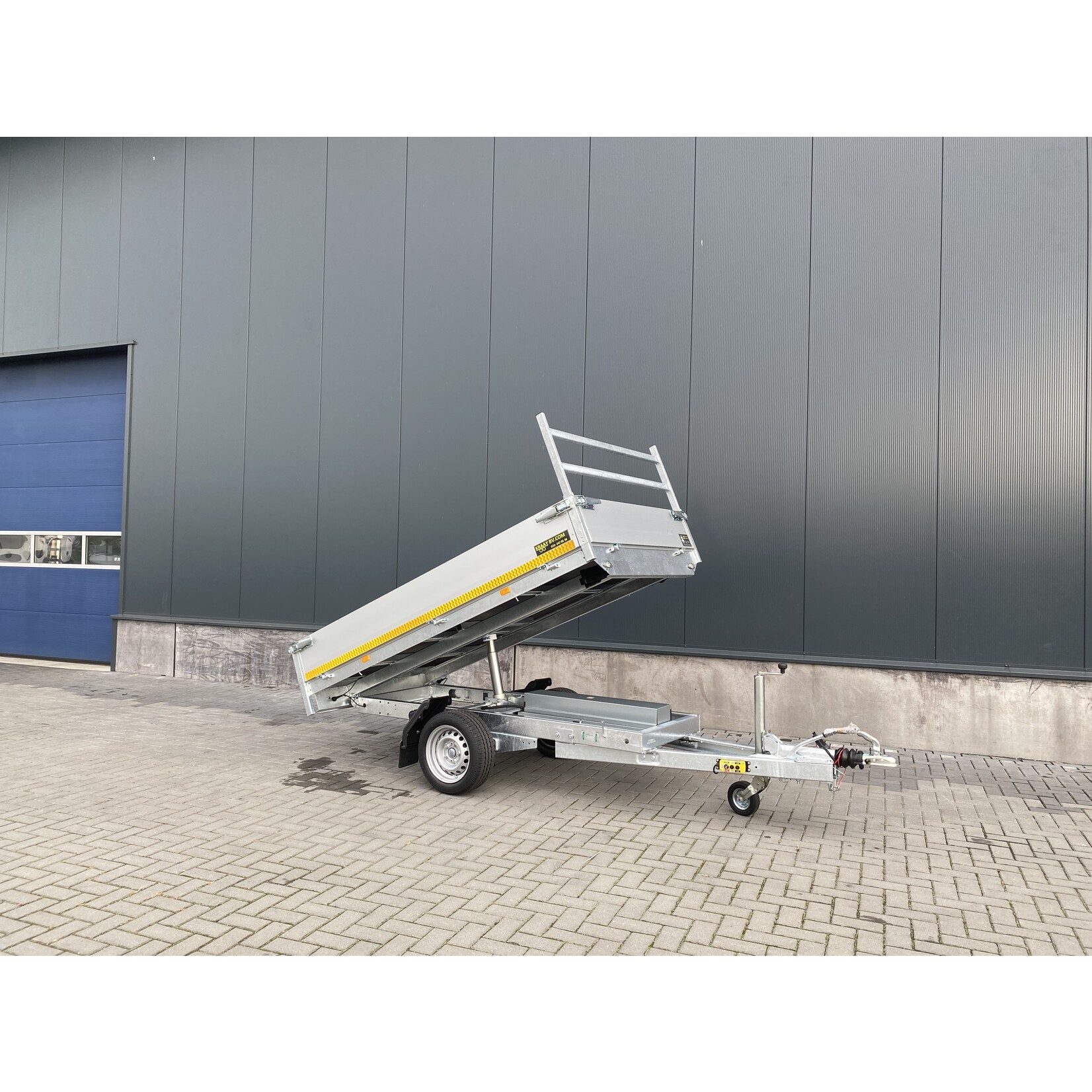 Eduard Eduard kipper elektrisch bediend  | 260 x 150 x 30  Cm | 1.350 Kg | Geremd ALL - IN AKTIE!