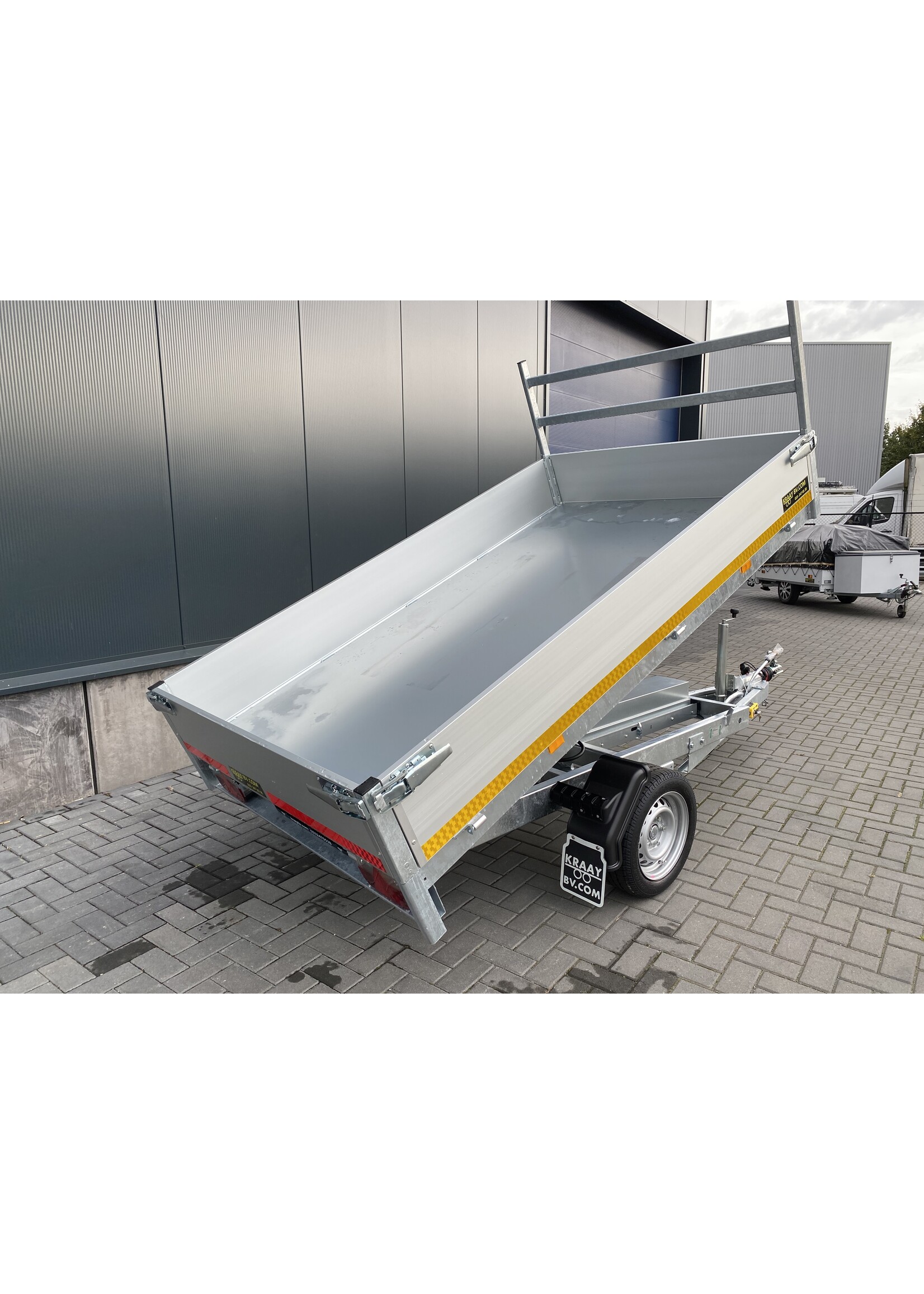 Eduard Eduard kipper elektrisch bediend  | 260 x 150 x 30  Cm | 1.350 Kg | Geremd ALL - IN AKTIE!