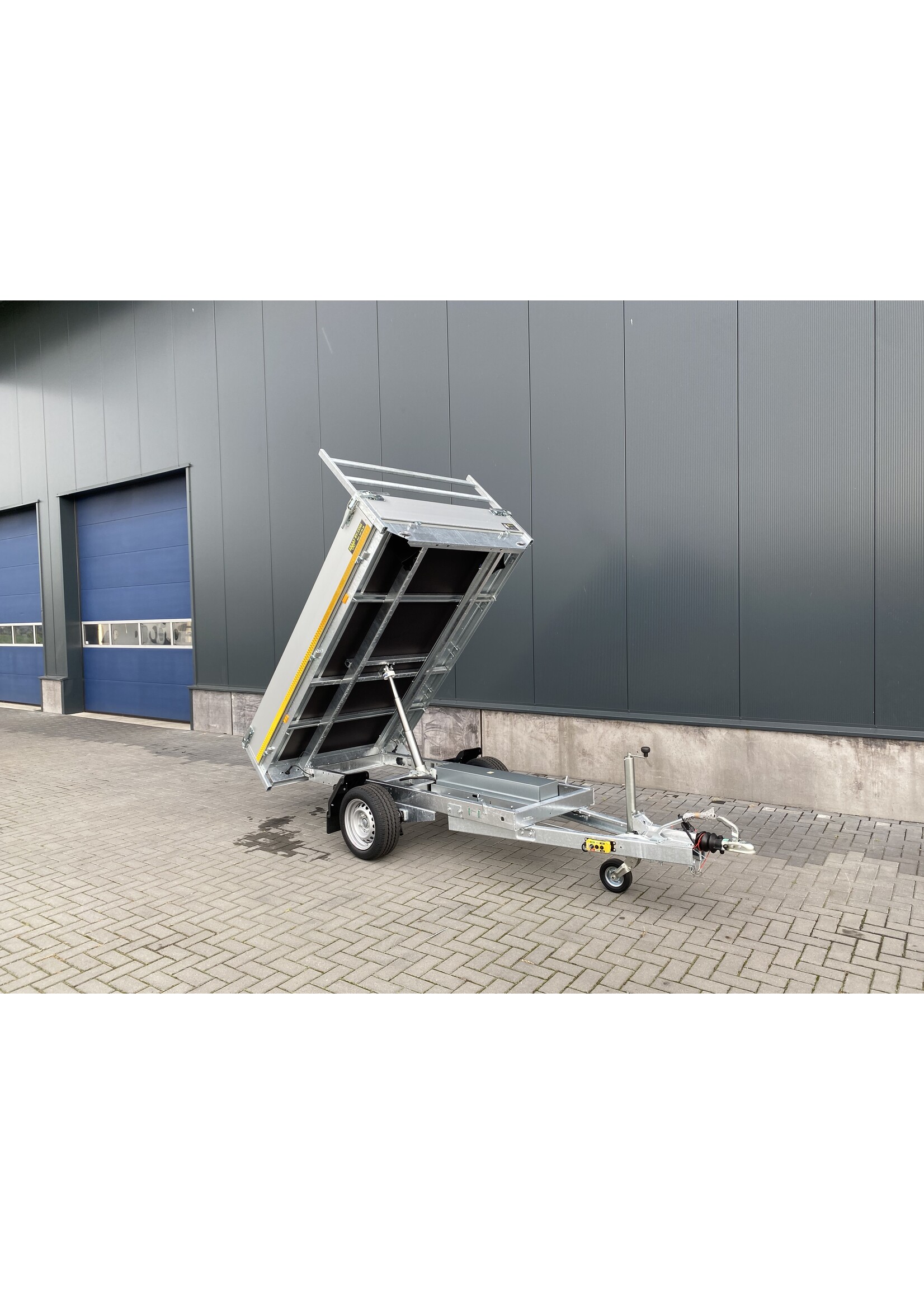 Eduard Eduard kipper elektrisch bediend  | 260 x 150 x 30  Cm | 1.350 Kg | Geremd ALL - IN AKTIE!