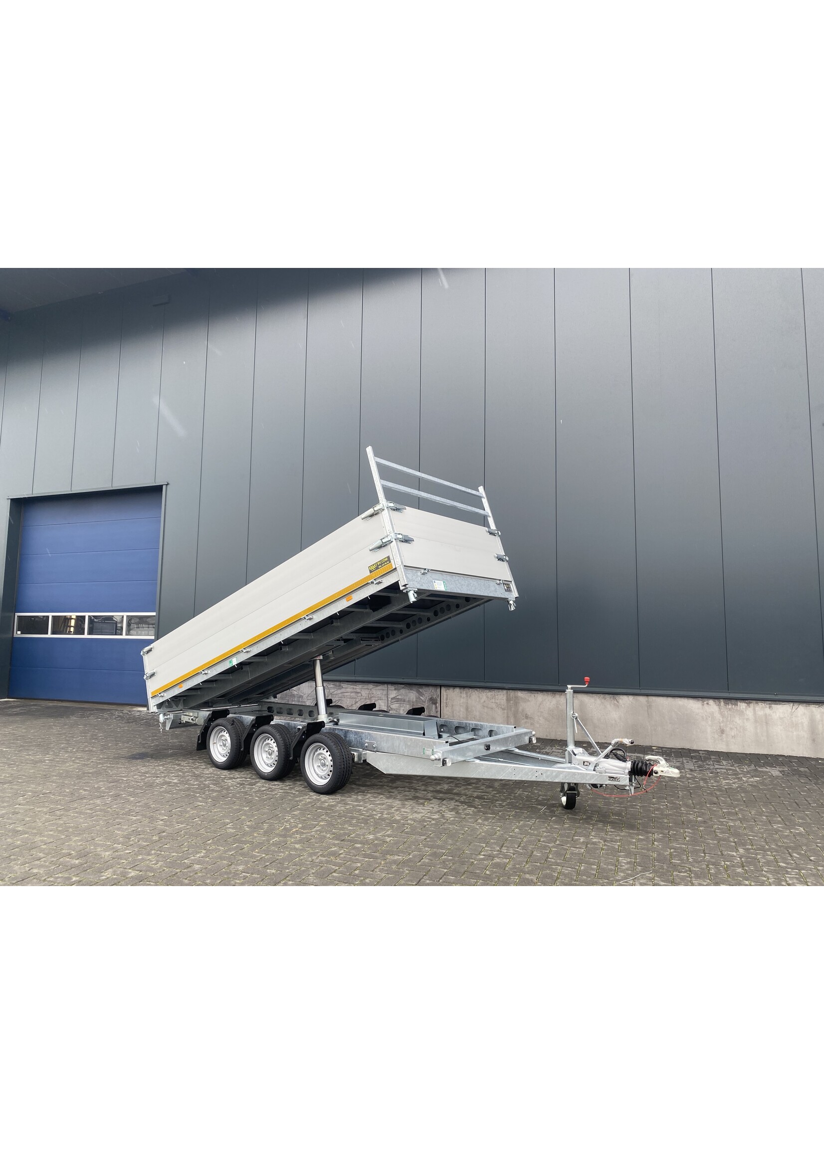 eduard Demo / voorraad aktie! Eduard 3-zijdige kipper | 400 x 180 x 60 cm | 3.500 kg | Geremd ALL-IN AKTIE!