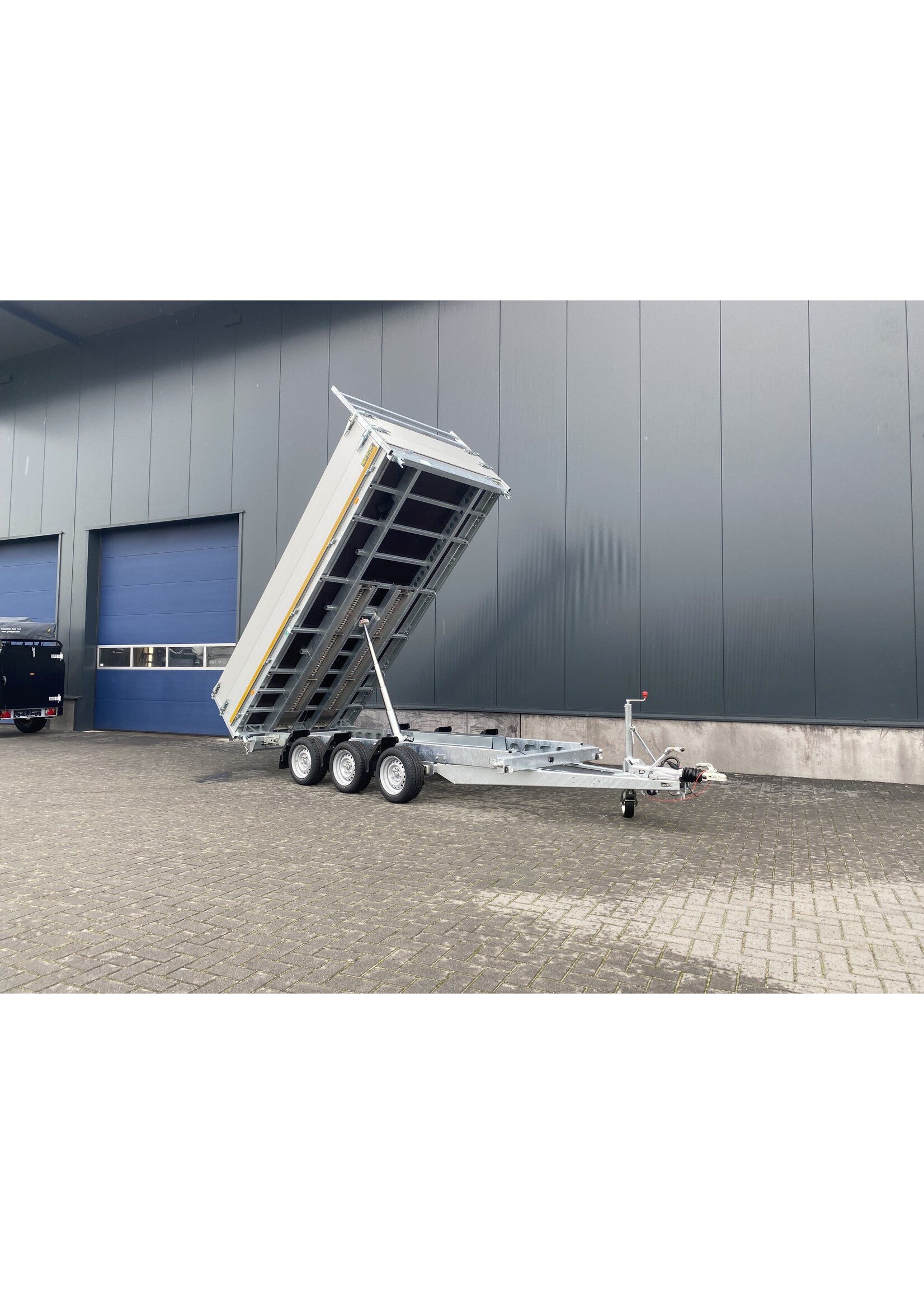 eduard Demo / voorraad aktie! Eduard 3-zijdige kipper | 400 x 180 x 60 cm | 3.500 kg | Geremd ALL-IN AKTIE!
