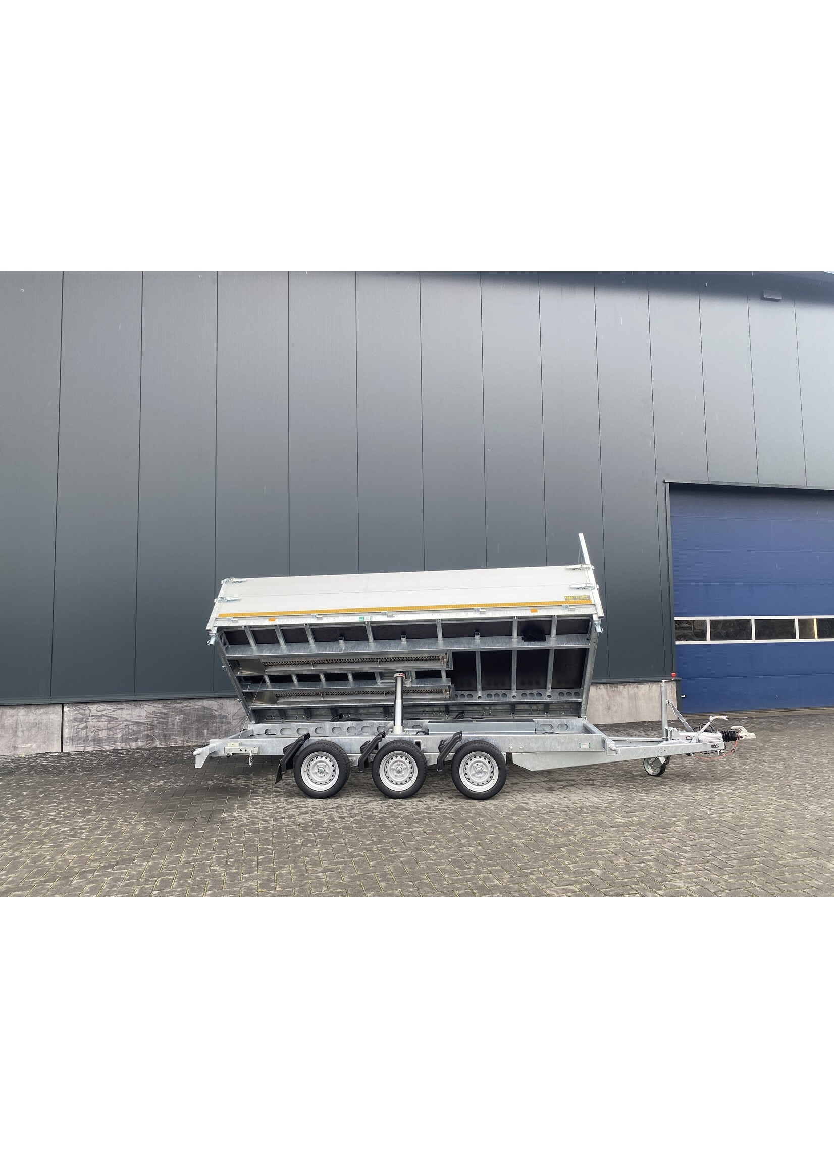 eduard Demo / voorraad aktie! Eduard 3-zijdige kipper | 400 x 180 x 60 cm | 3.500 kg | Geremd ALL-IN AKTIE!