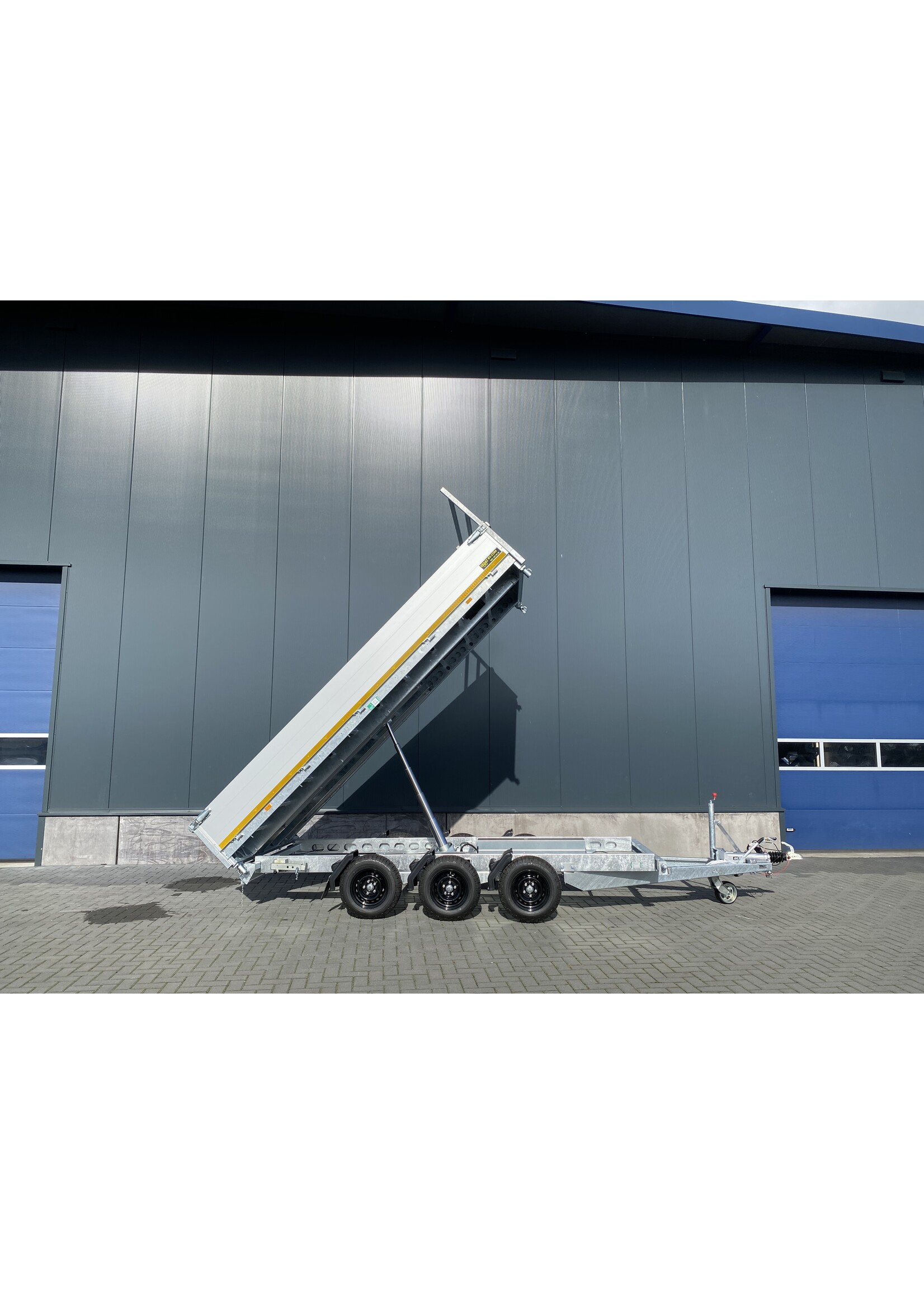 eduard Eduard 3- zijdige kipper | 400 x 200 x 40 cm | 3.500 kg | Geremd ALL - IN AKTIE!