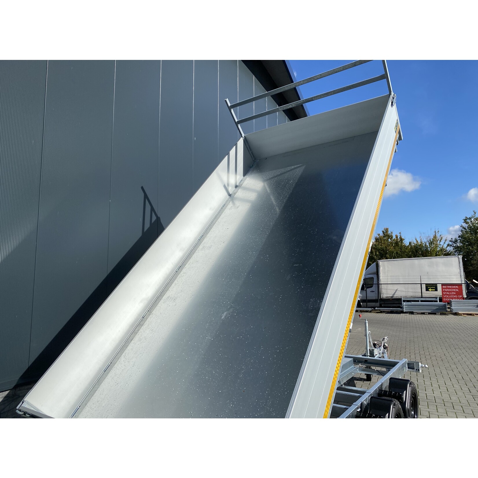 eduard Eduard 3- zijdige kipper | 400 x 200 x 40 cm | 3.500 kg | Geremd ALL - IN AKTIE!