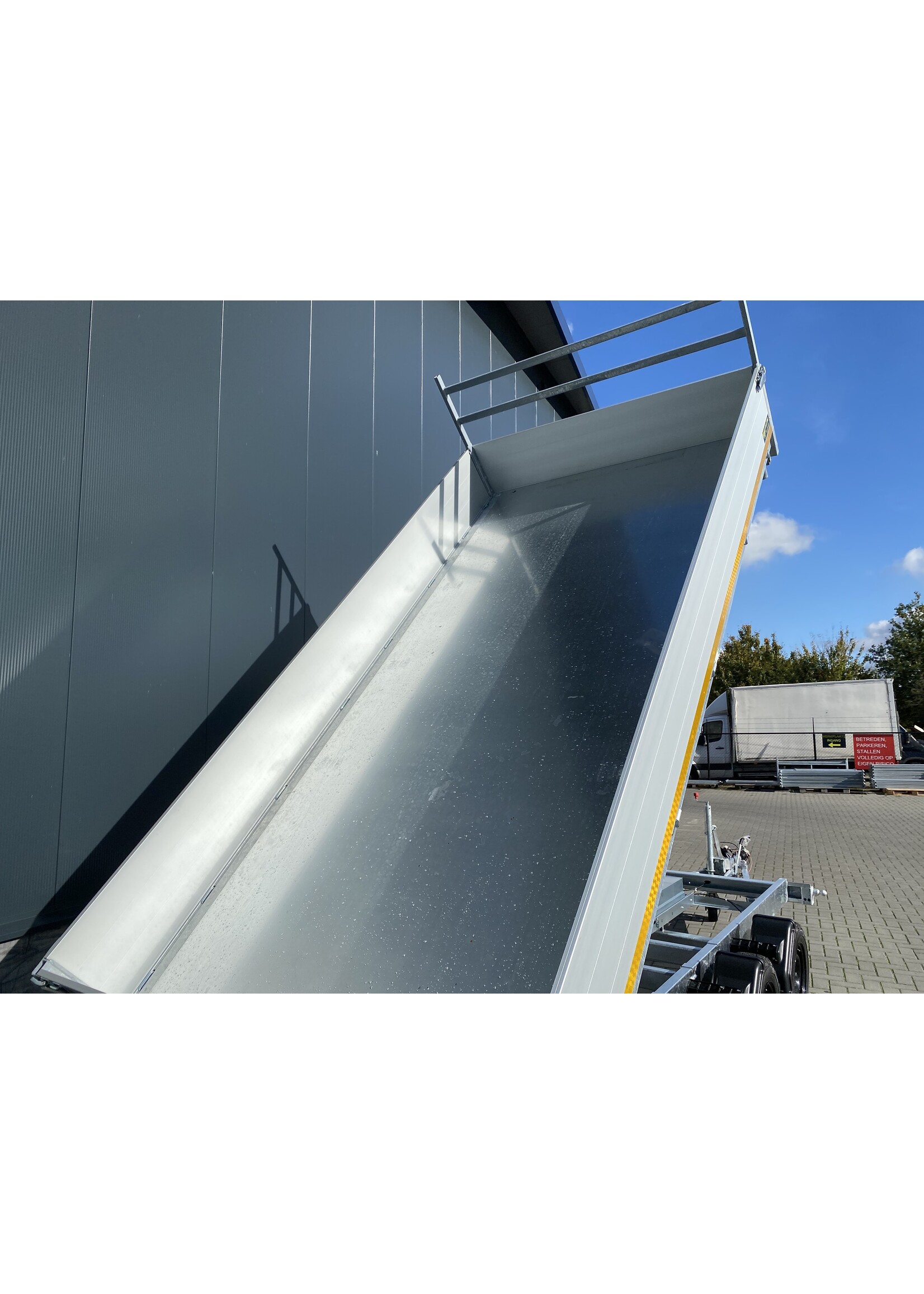 eduard Eduard 3- zijdige kipper | 400 x 200 x 40 cm | 3.500 kg | Geremd ALL - IN AKTIE!