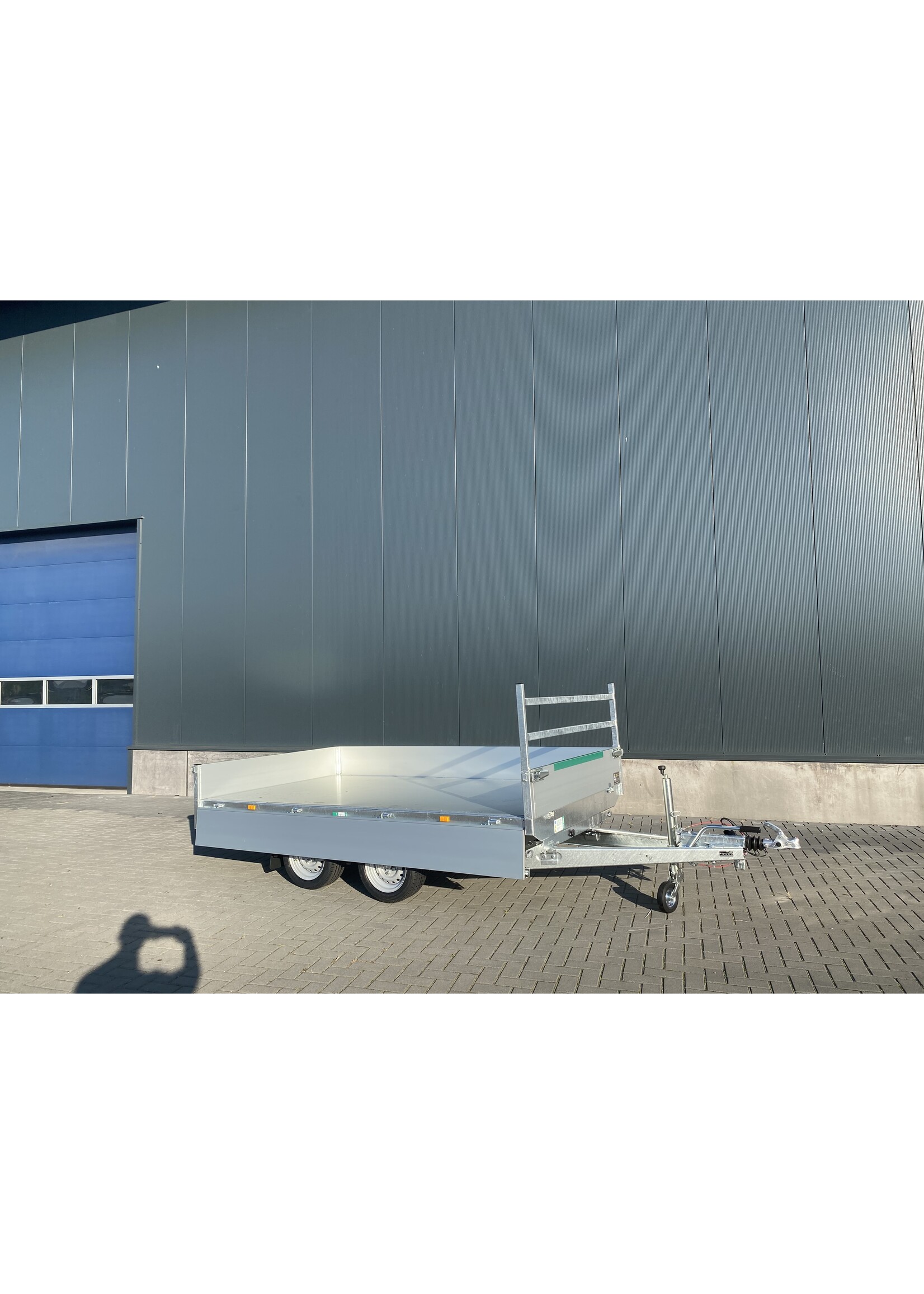 eduard Eduard kipper | 310 x 180 x 30 cm | 3.000 kg | Geremd ALL - IN AKTIE!