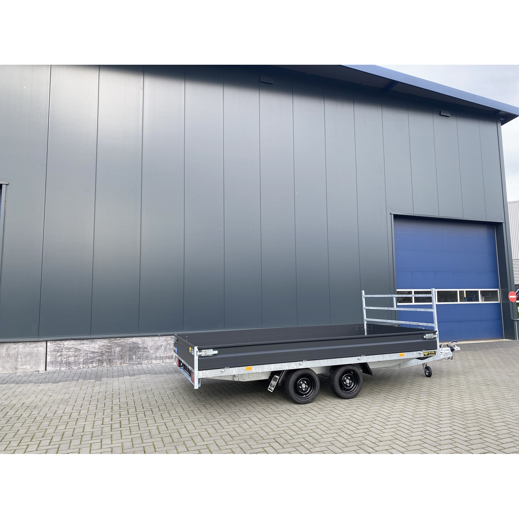 Hapert Hapert Azure H-2 | 405 x 200 x 30 cm | 3.000 kg | Geremd ALL - IN AKTIE!