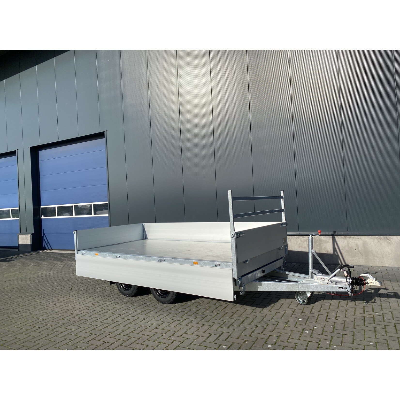 eduard Eduard 3-zijdige kipper | 350 x 180 x 40 cm | 3.500 kg | Geremd ALL-IN AKTIE!