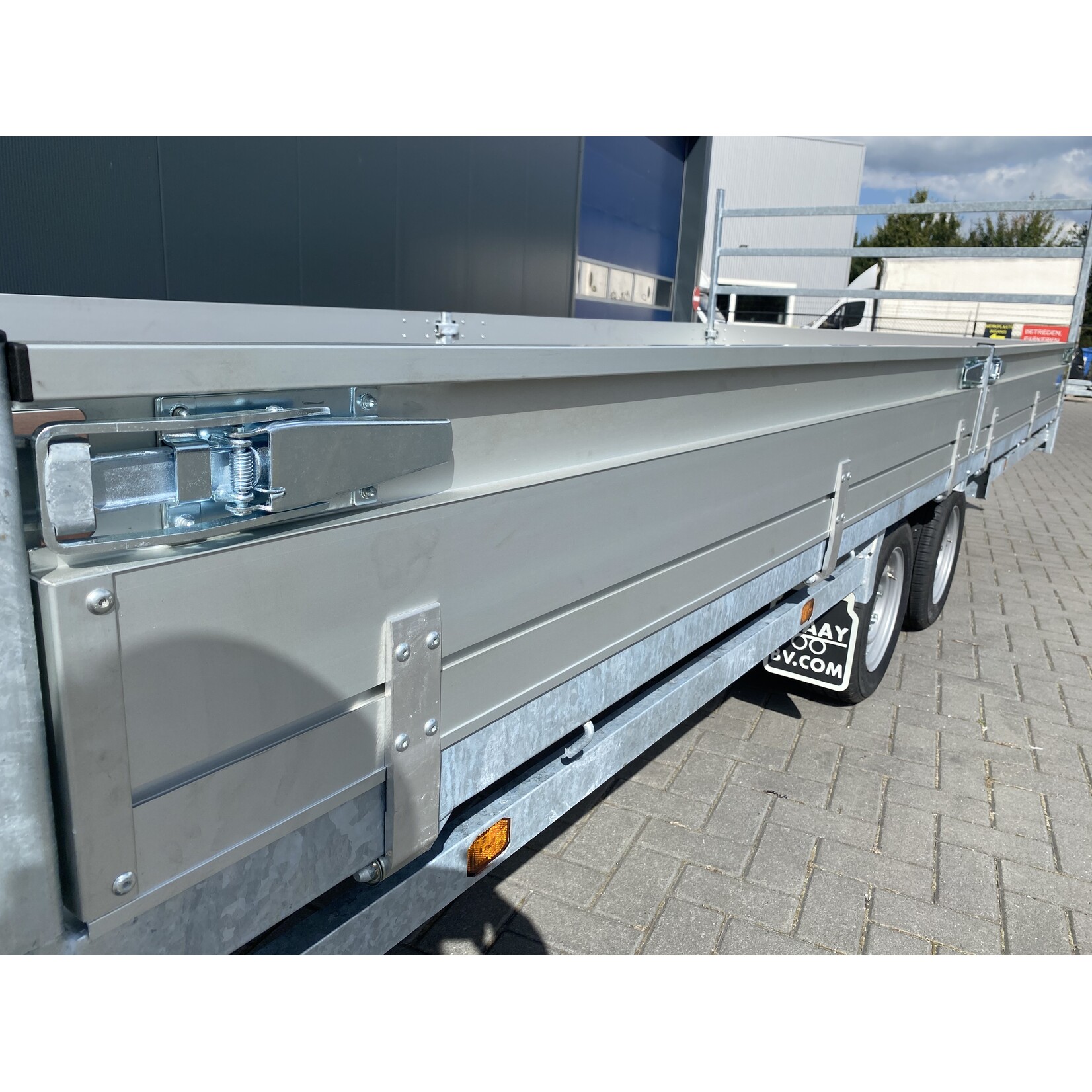 hulco Hulco Medax-2 | 502 x 223 x 30 cm | 3.500 kg | Geremd ALL - IN AKTIE!
