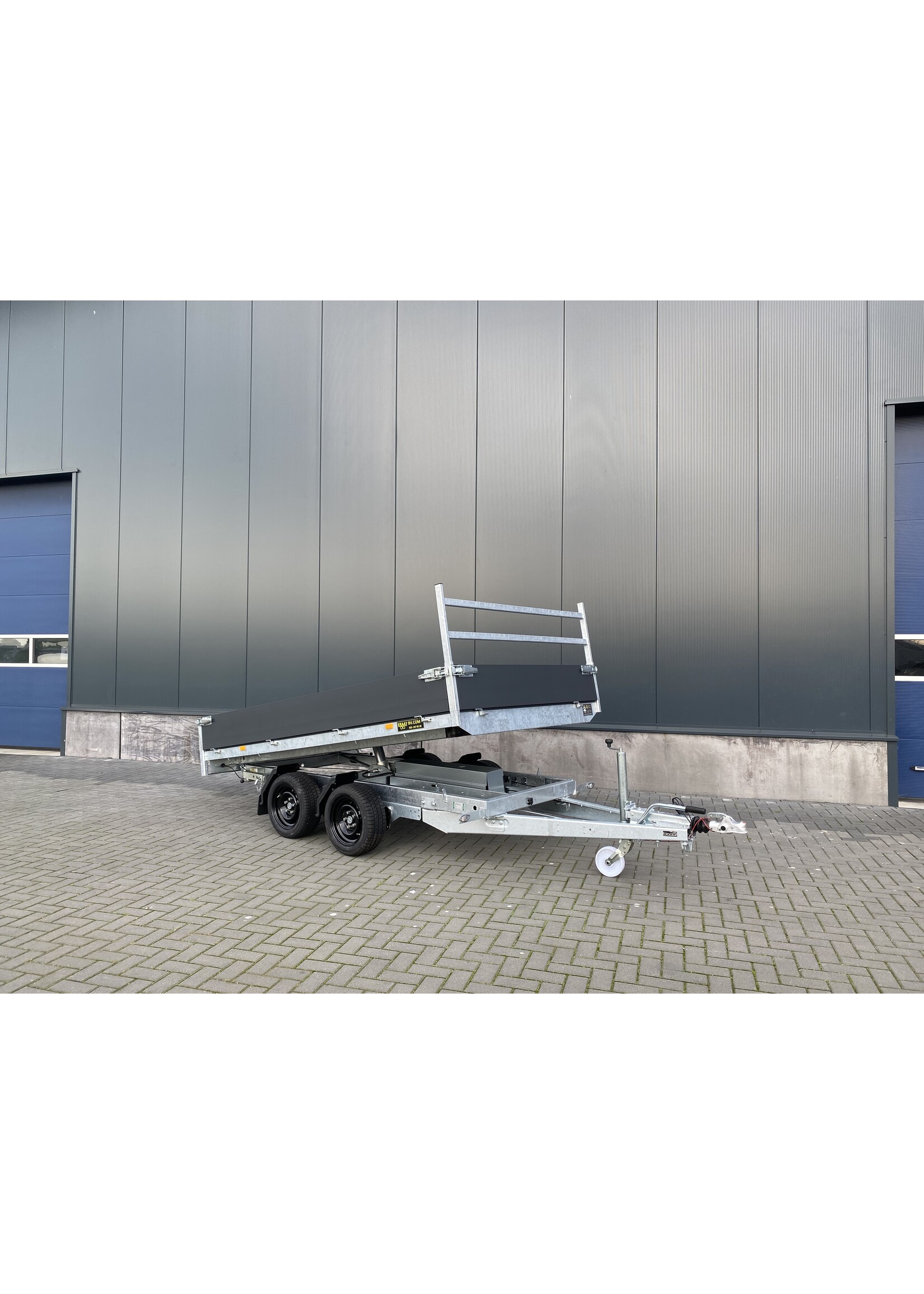 eduard Eduard kipper | 310 x 180 x 30 cm | 3.000 kg | Geremd ALL-IN AKTIE!