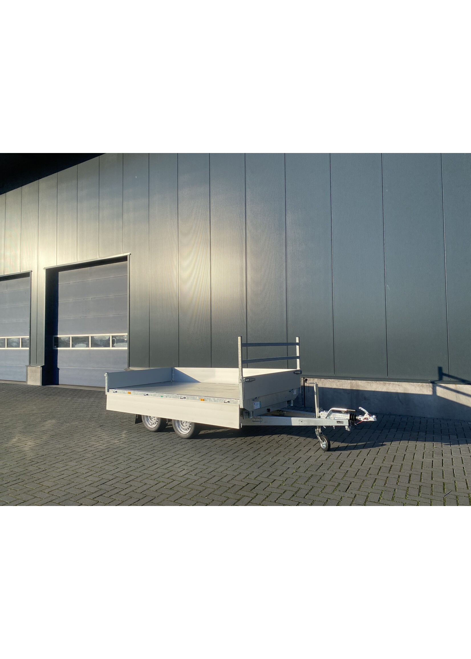 Eduard Eduard 3- zijdige kipper | 310 x 160 x 30 cm | 3.000 kg | Geremd ALL - IN AKTIE!