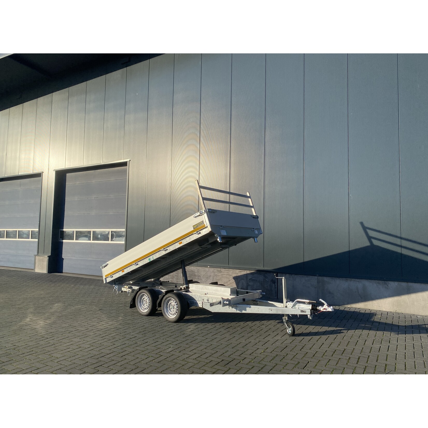 Eduard Eduard 3- zijdige kipper | 310 x 160 x 30 cm | 3.000 kg | Geremd ALL - IN AKTIE!