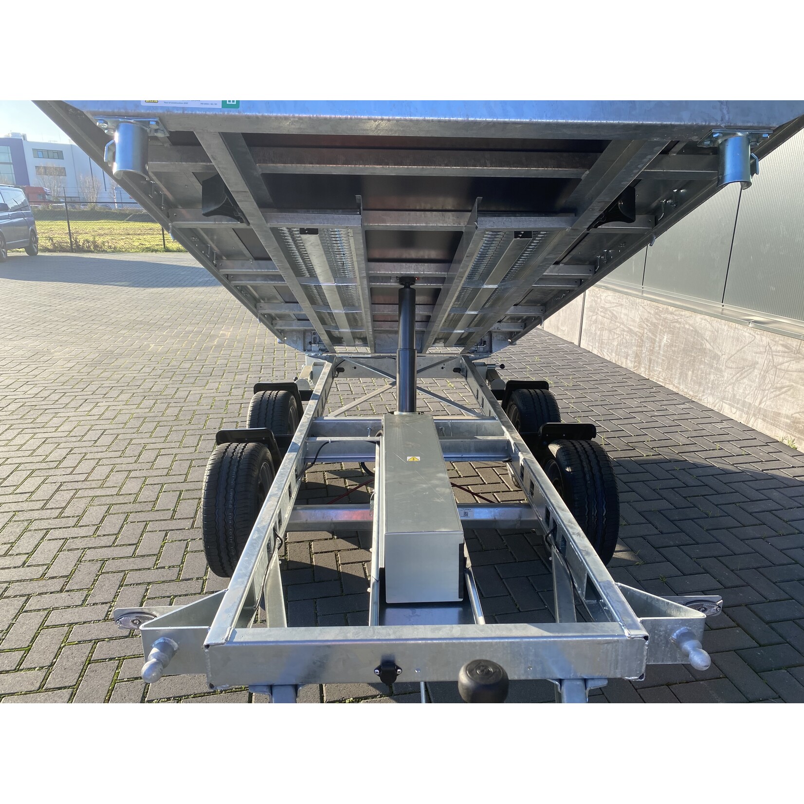 Eduard Eduard 3- zijdige kipper | 310 x 160 x 30 cm | 3.000 kg | Geremd ALL - IN AKTIE!