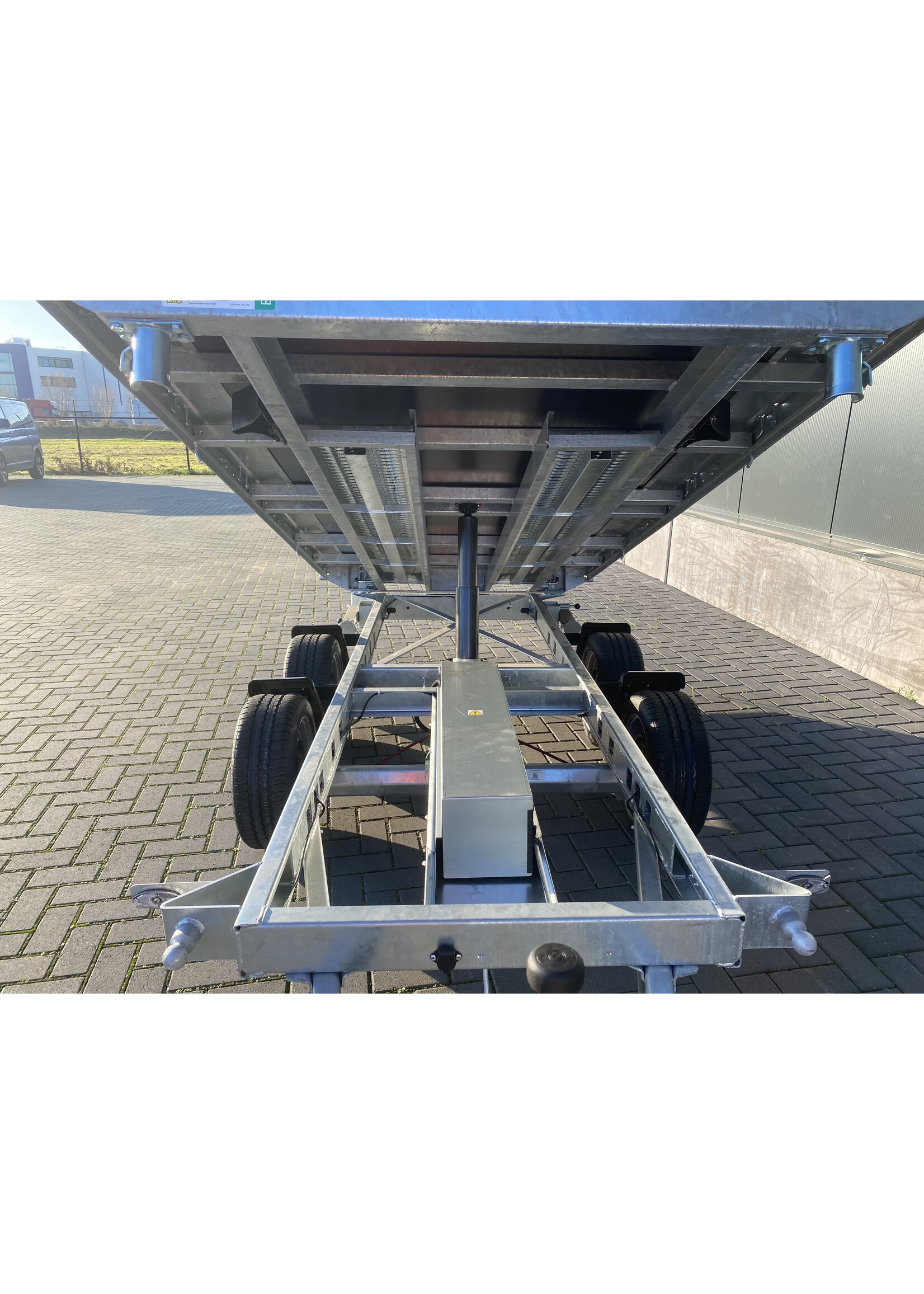 Eduard Eduard 3- zijdige kipper | 310 x 160 x 30 cm | 3.000 kg | Geremd ALL - IN AKTIE!