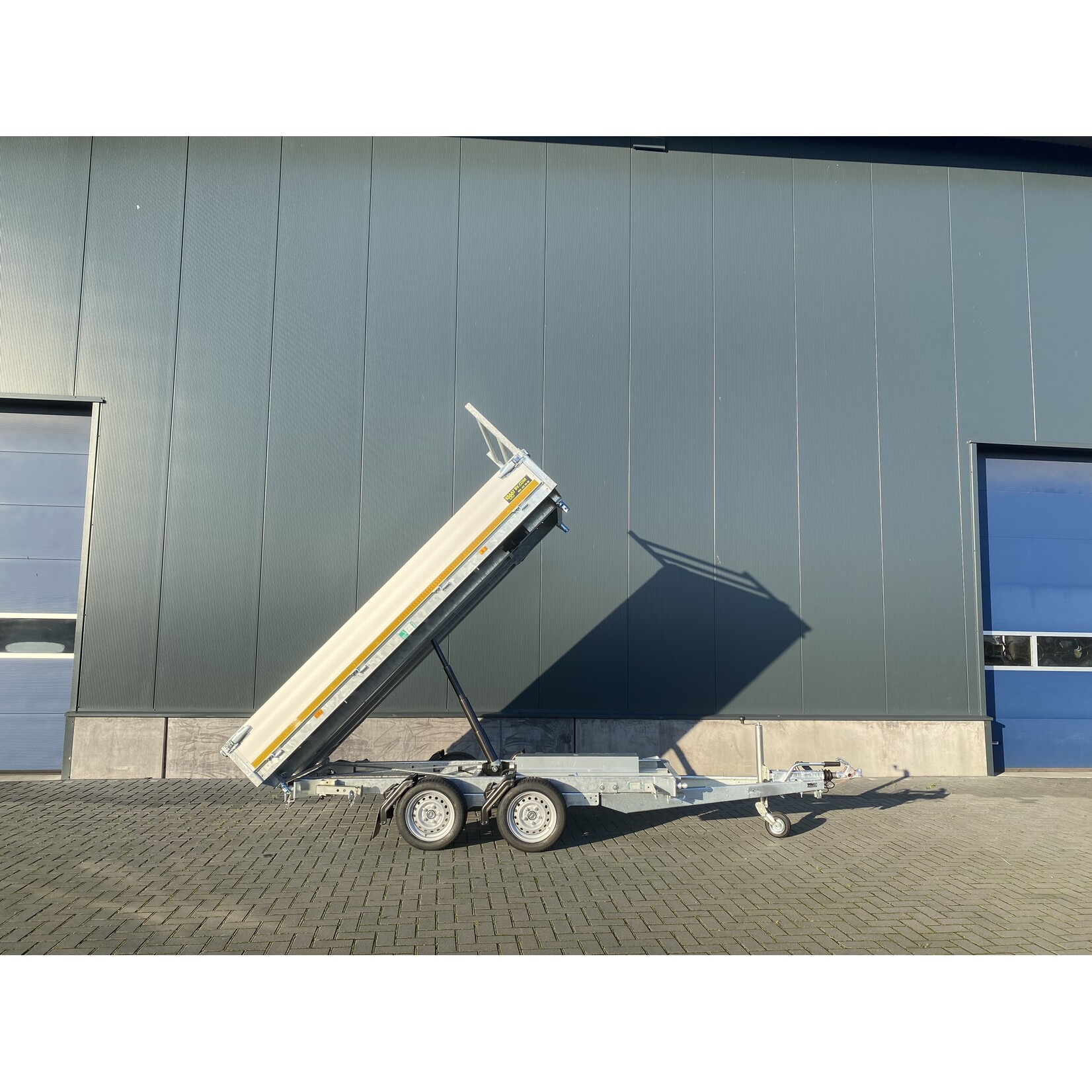 Eduard Eduard 3- zijdige kipper | 310 x 160 x 30 cm | 3.000 kg | Geremd ALL - IN AKTIE!