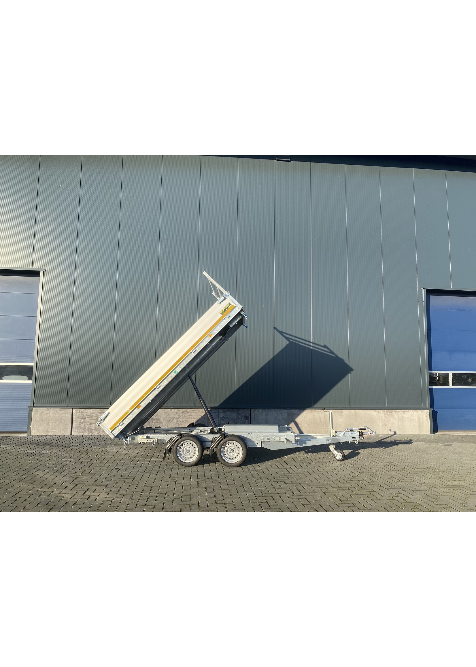 Eduard Eduard 3- zijdige kipper | 310 x 160 x 30 cm | 3.000 kg | Geremd ALL - IN AKTIE!