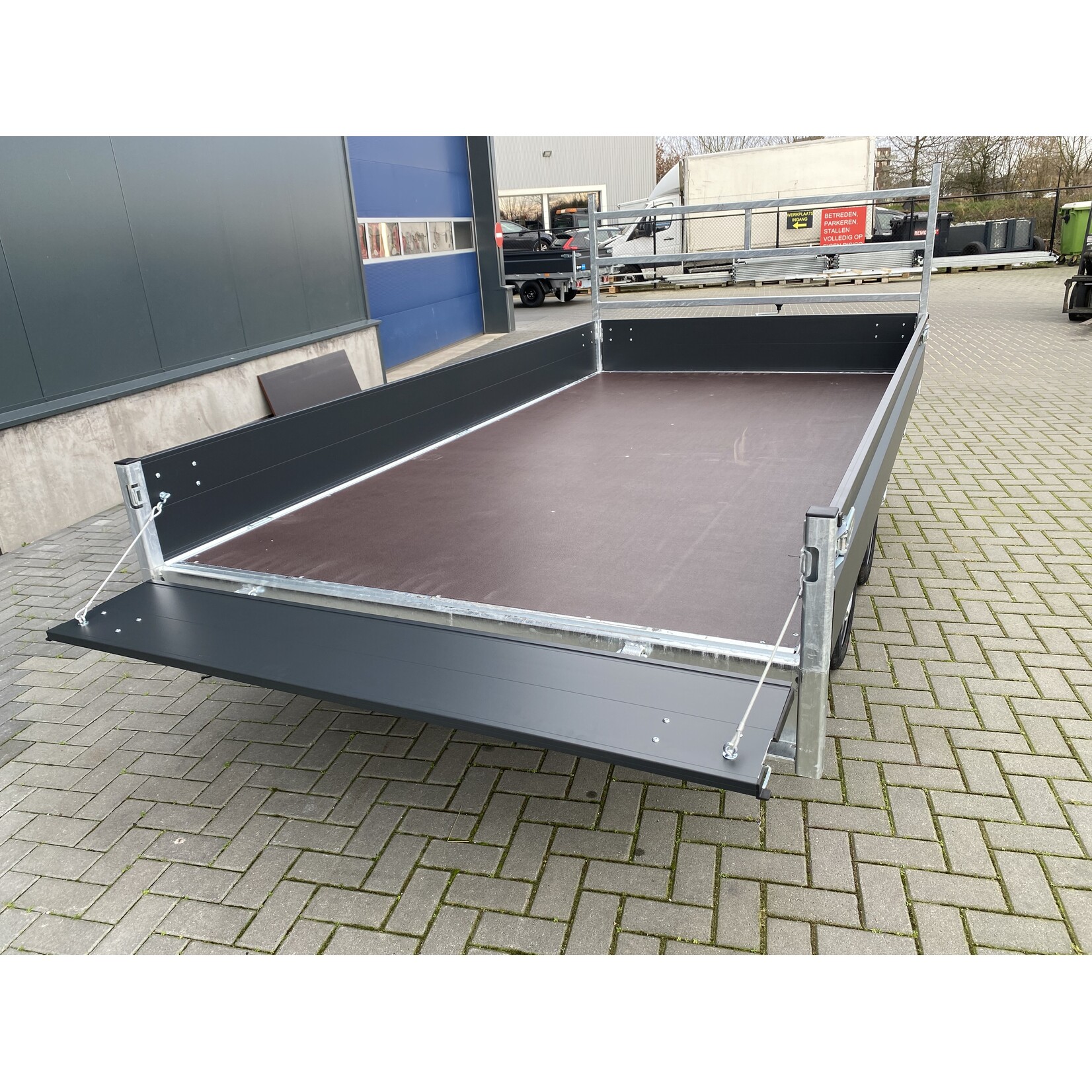 Hapert Hapert Azure H-2 |  335 x 180 x 30 cm |  2.700 kg | Geremd ALL - IN AKTIE!