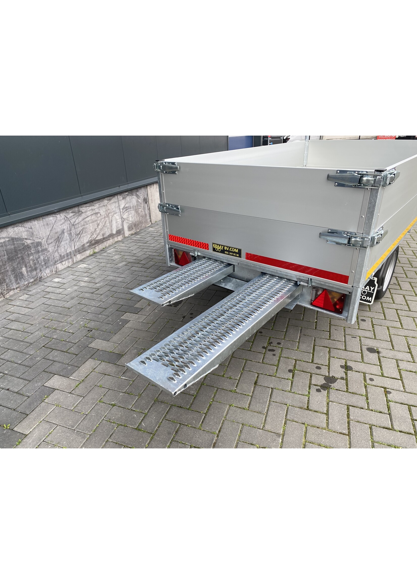 eduard Eduard kipper | 260 x 150 x 60 cm | 1.500 kg | Incl. oprijpakket  geremd  ALL - IN AKTIE!