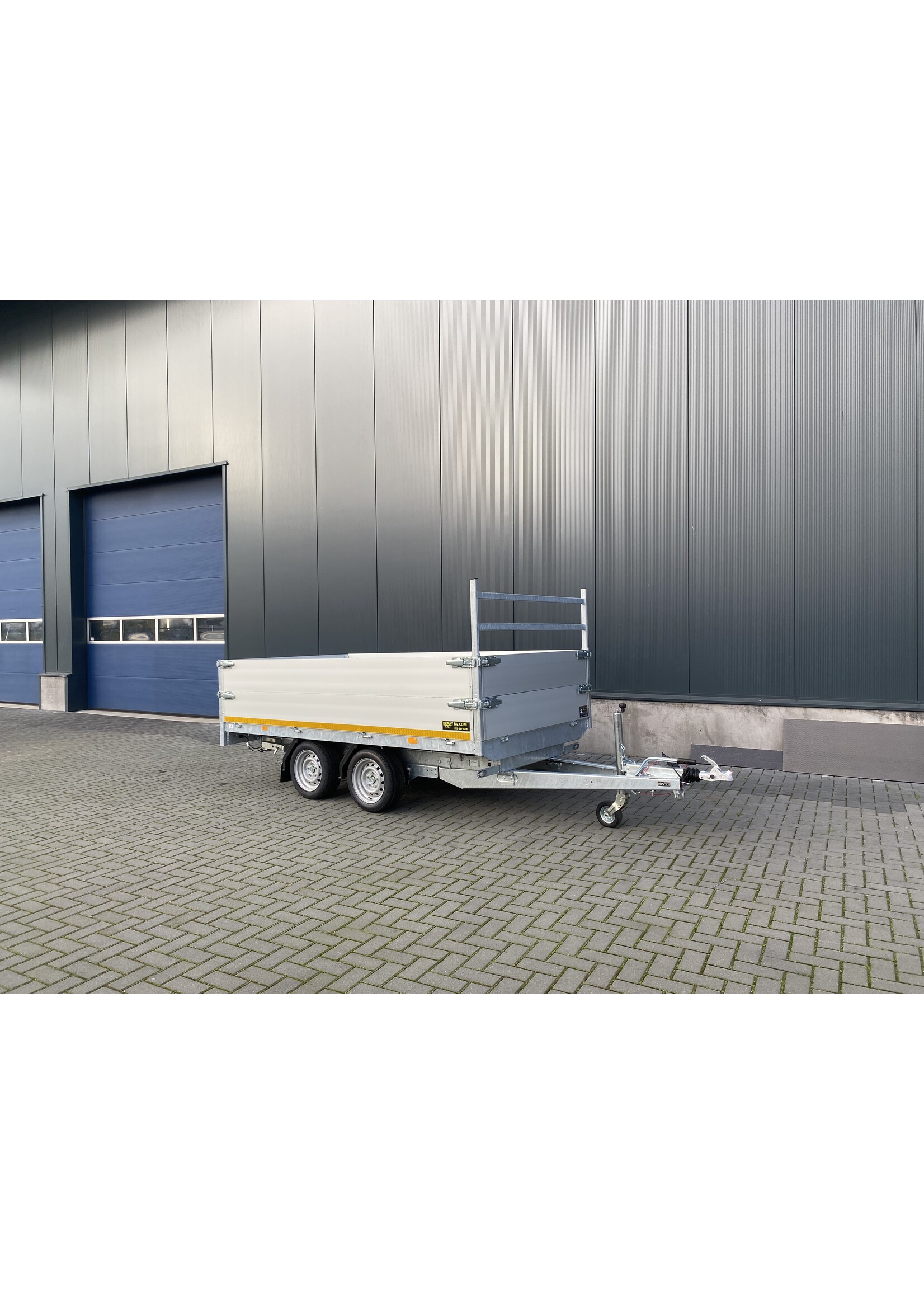 eduard Eduard kipper | 310 x 160 x 60 cm | 3.000 kg | Geremd ALL - IN AKTIE!