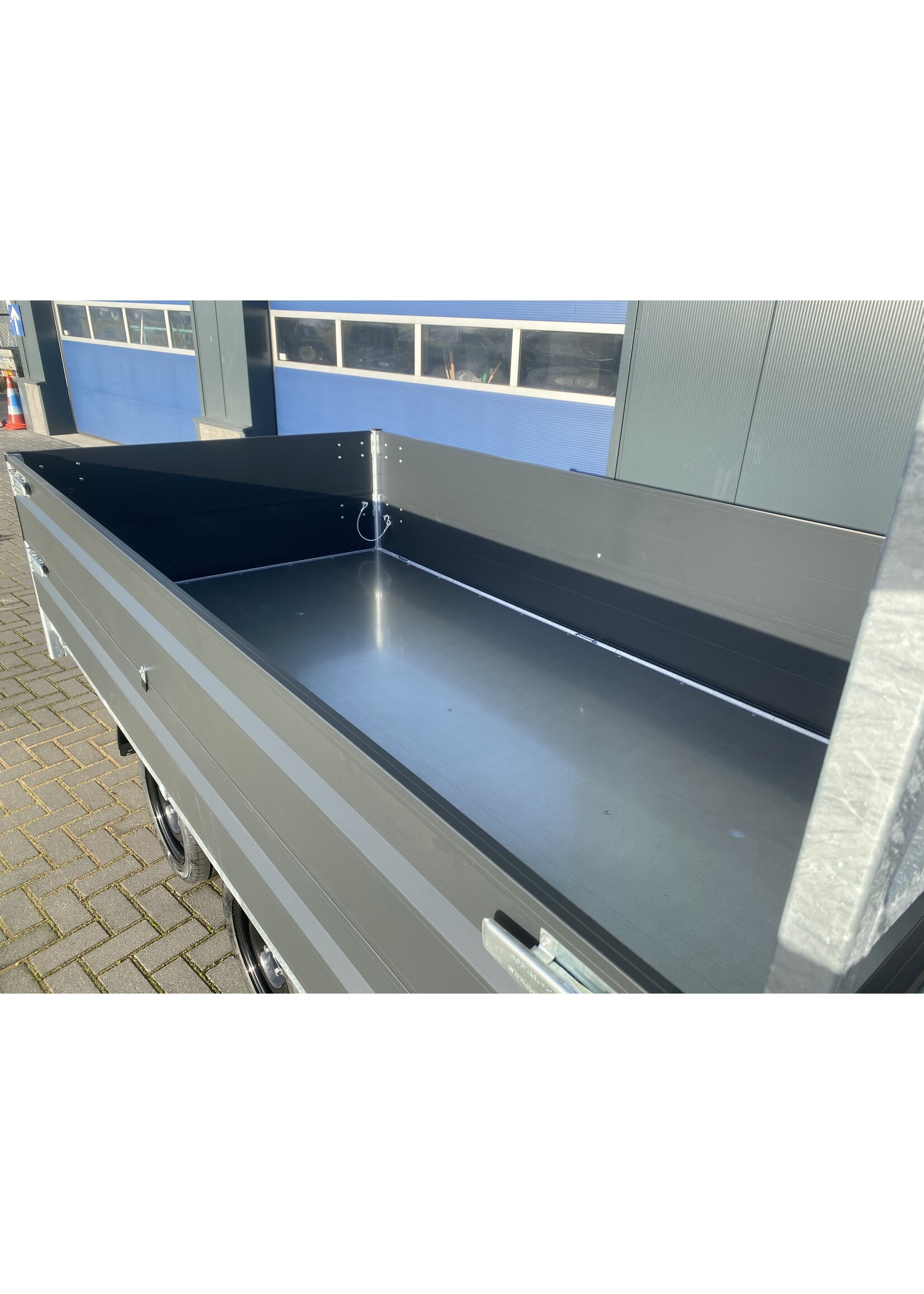 Hapert Hapert Cobalt HB-2 | 305 x 160 x 60 cm | 2.700 kg | Geremd ALL - IN AKTIE!