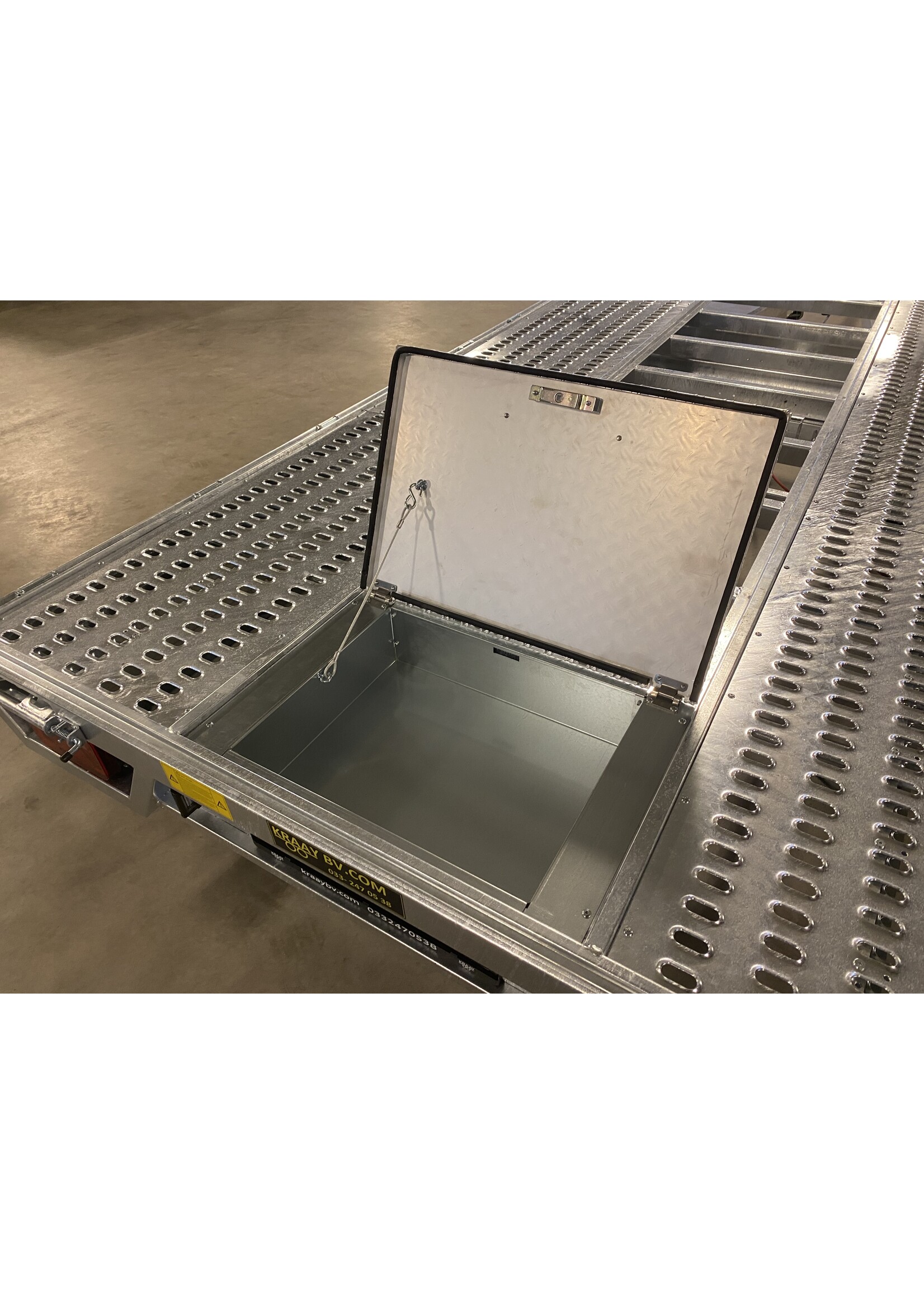 Hapert Hapert Indigo HT-2 | 455 x 210 cm | 3.000 kg | Geremd ALL - IN AKTIE