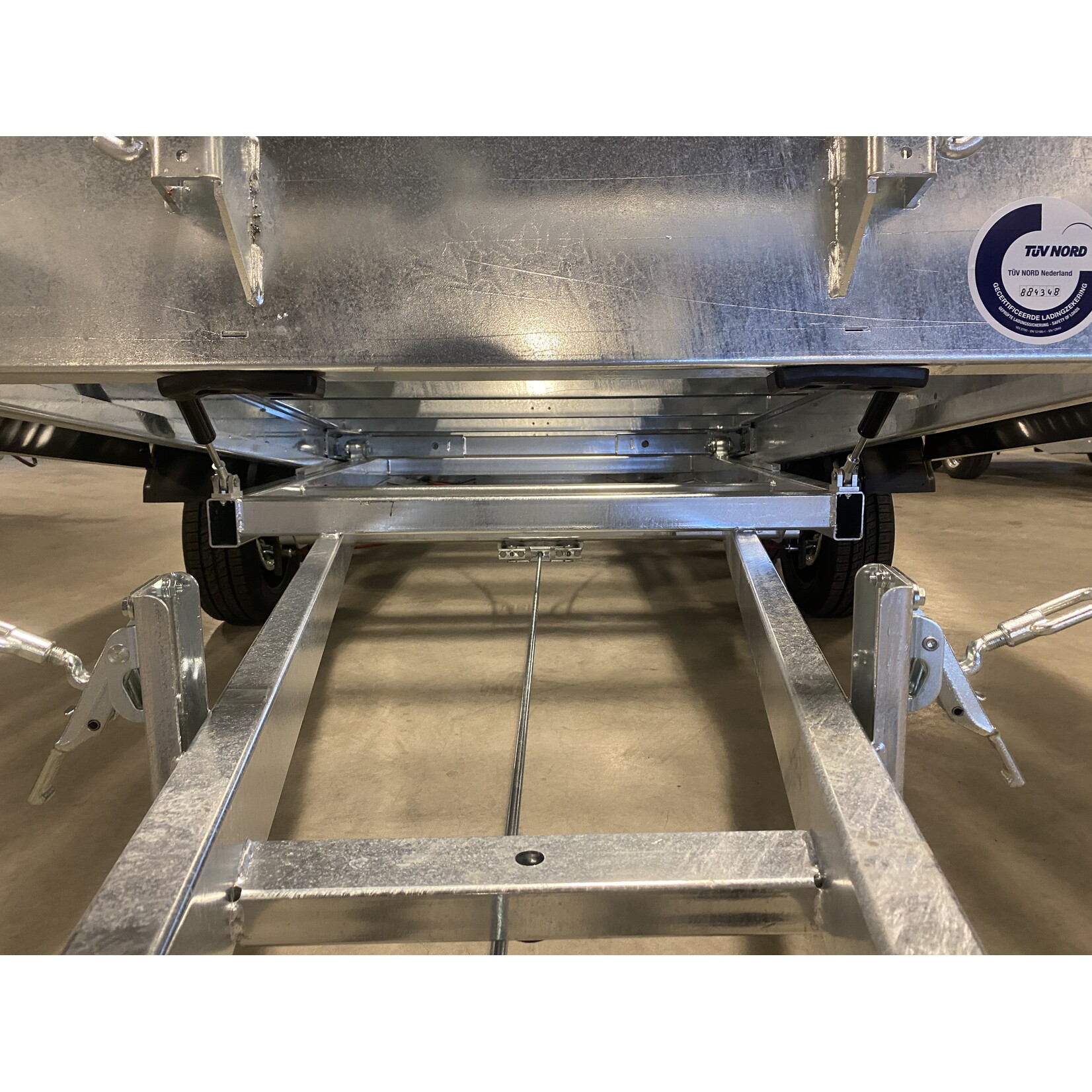 Hapert Hapert Indigo HT-2 | 455 x 210 cm | 3.000 kg | Geremd ALL - IN AKTIE