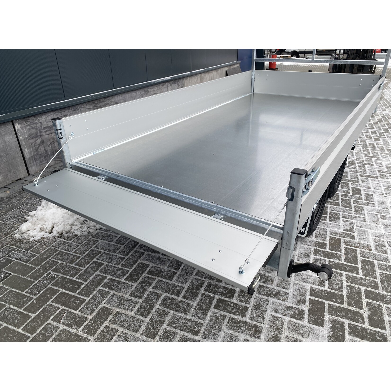 Hapert Hapert Cobalt HB-2 | 305 x 160 x 30 cm | 2.700 kg | Geremd ALL - IN AKTIE!