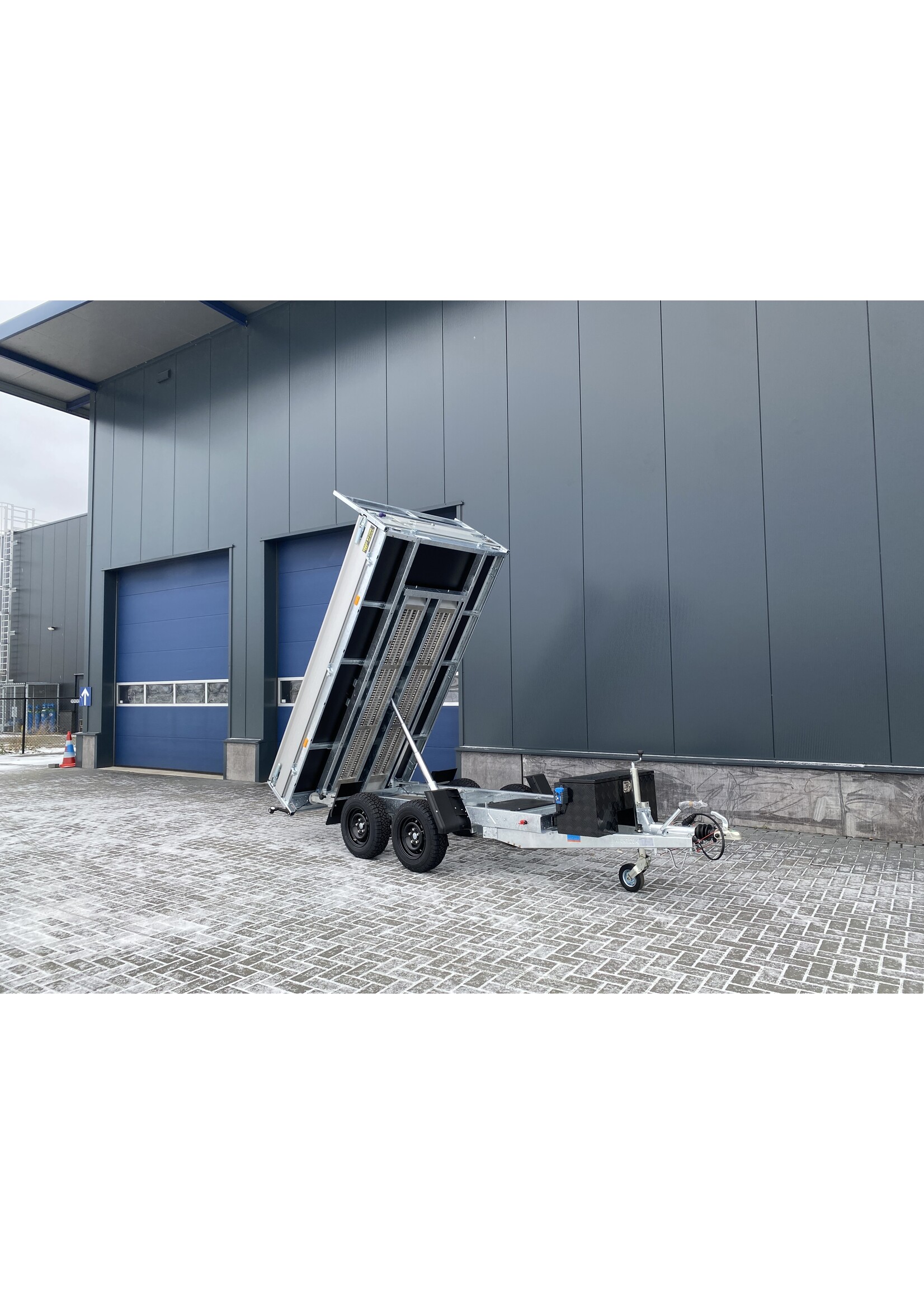 Hapert Hapert Cobalt HB-2 | 305 x 160 x 30 cm | 2.700 kg | Geremd ALL - IN AKTIE!